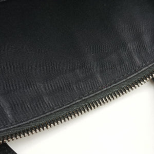 Secondhand Yves Saint Laurent Bold Black Leather 440606 shoulderbag | stylenewstar