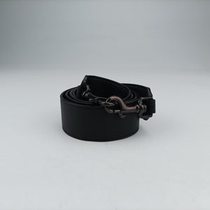 Secondhand Yves Saint Laurent Bold Black Leather 440606 shoulderbag | stylenewstar