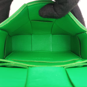 Pre-owned Bottega Veneta candy cassette Green lambskin  shoulderbag | stylenewstar