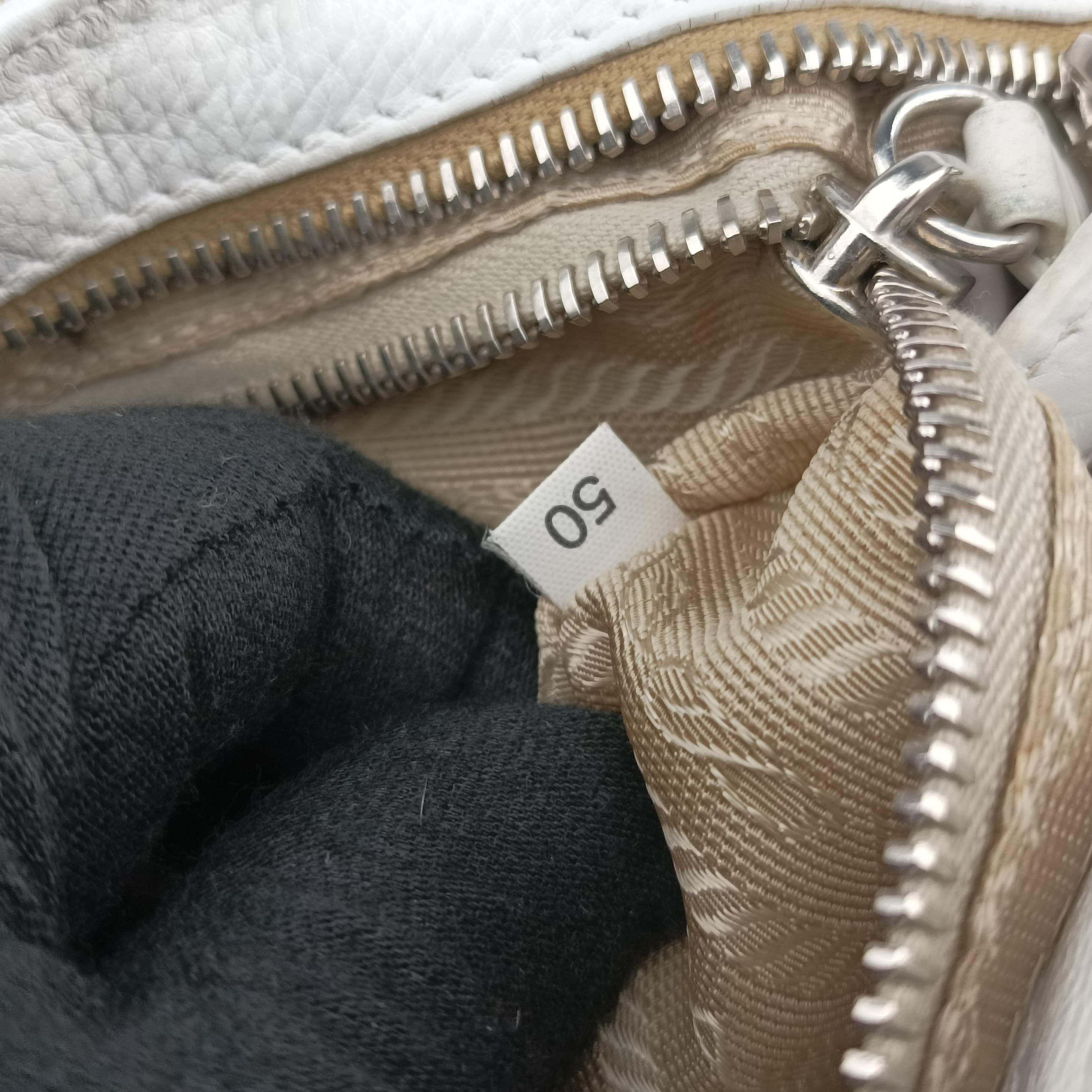 Pre-owned Prada Tessuto Beige×White nylon×leather  shoulderbag | stylenewstar