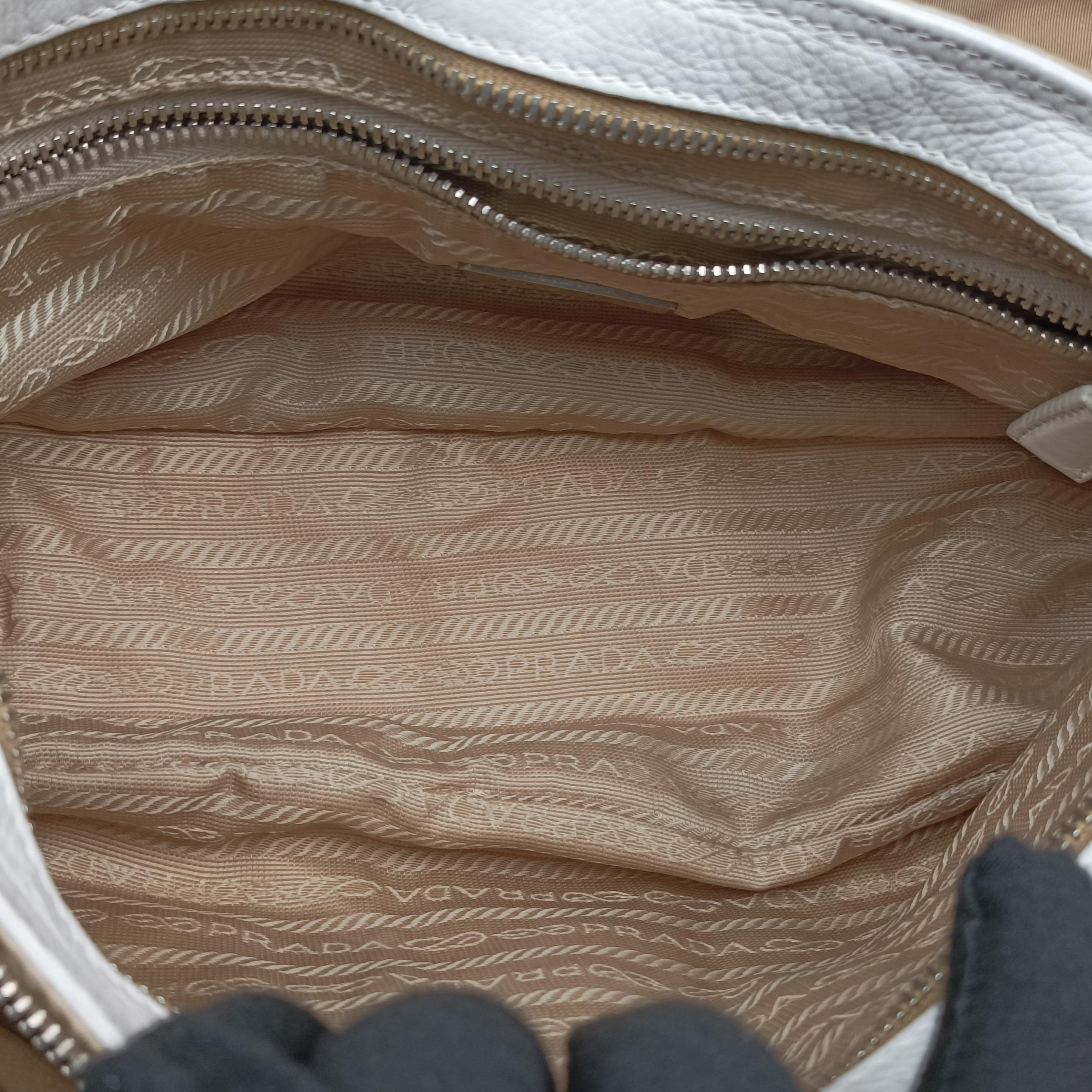 Pre-owned Prada Tessuto Beige×White nylon×leather  shoulderbag | stylenewstar