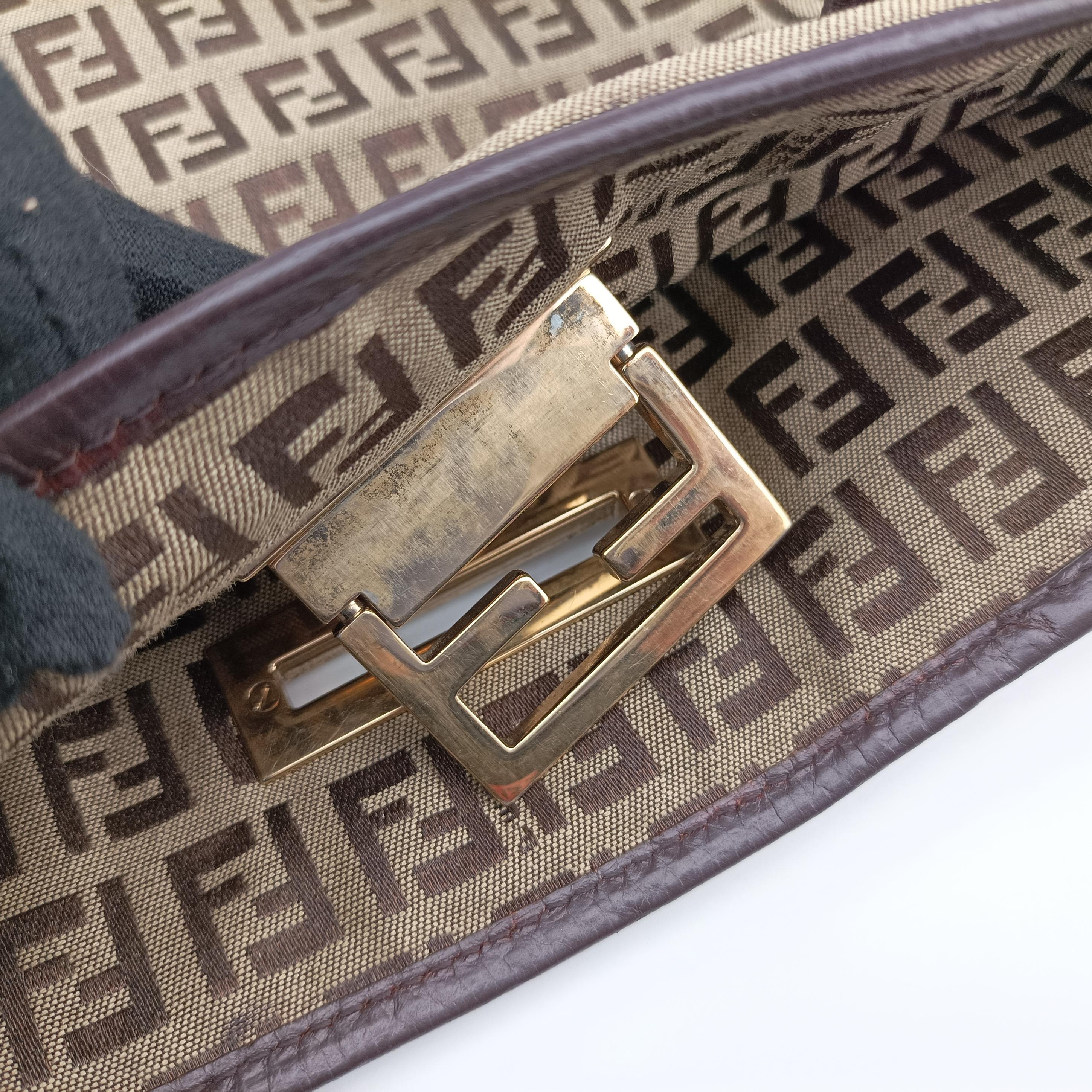 Vintage Fendi Zucchino Brown canvas 8BH181 shoulderbag | stylenewstar