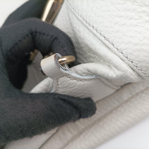 Pre-owned Gucci Horsebit Medium Hasler White Leather 137385 handbag | stylenewstar