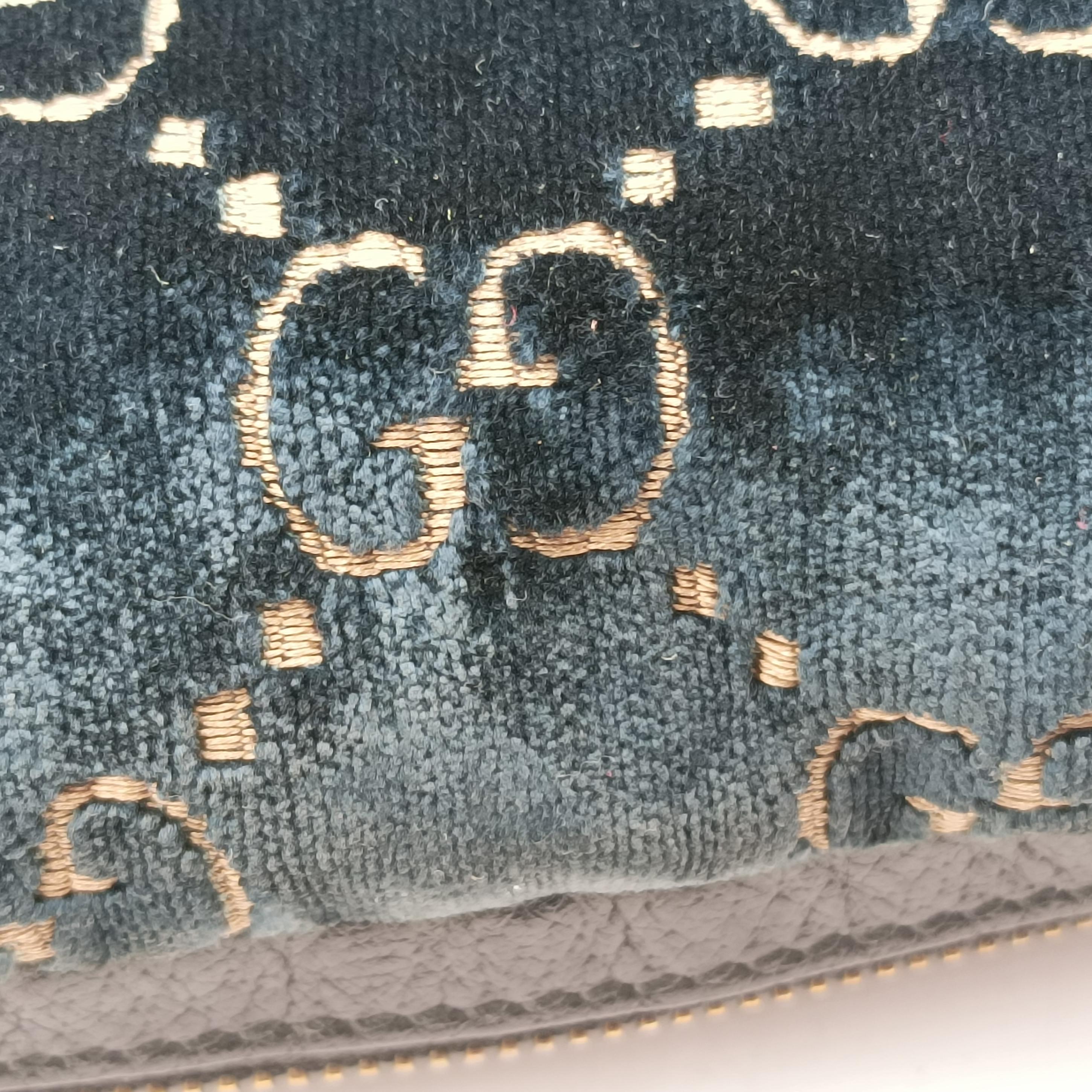 Pre-owned Gucci GG Velvet Blue velour 574968 bum bag/waist bag | stylenewstar