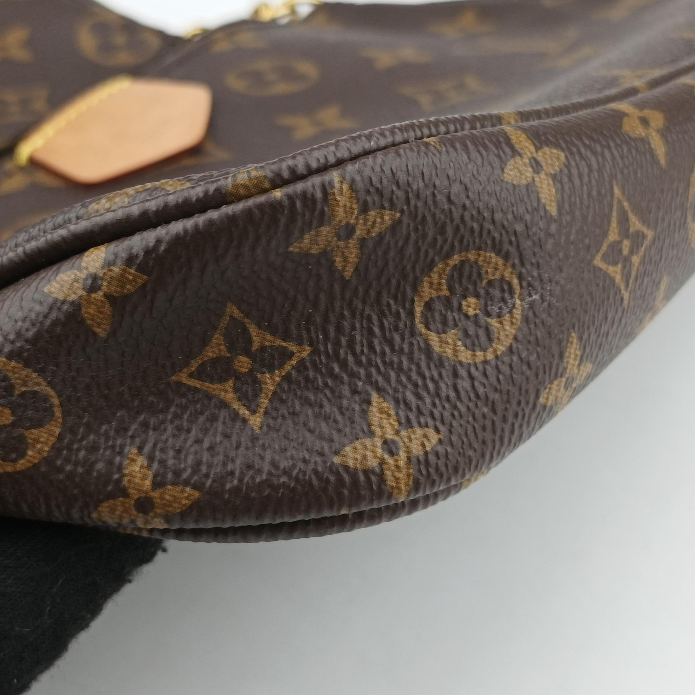 Vintage Louis Vuitton MULTI POCHETTE ACCESSOIRES MARRON×ROSE CLAIRE Monogram Canvas M44840 shoulderbag | stylenewstar