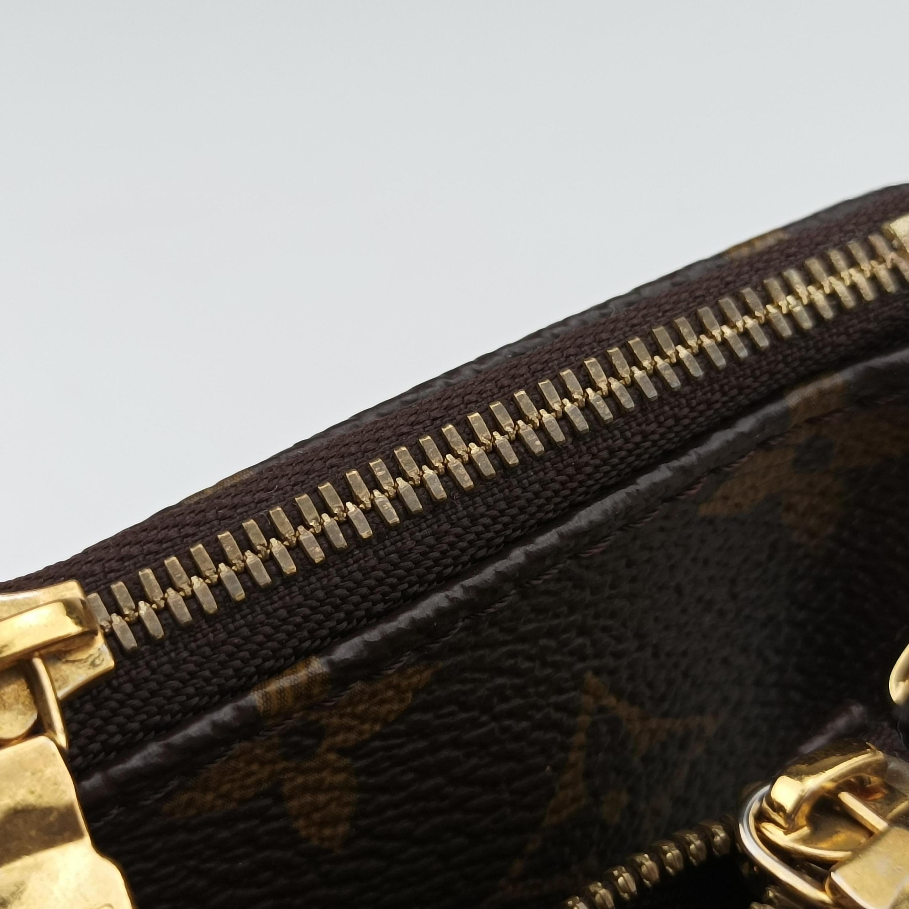 Vintage Louis Vuitton MULTI POCHETTE ACCESSOIRES MARRON×ROSE CLAIRE Monogram Canvas M44840 shoulderbag | stylenewstar