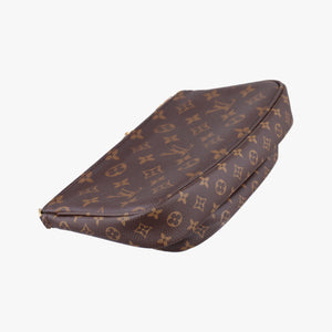 Vintage Louis Vuitton MULTI POCHETTE ACCESSOIRES MARRON×ROSE CLAIRE Monogram Canvas M44840 shoulderbag | stylenewstar