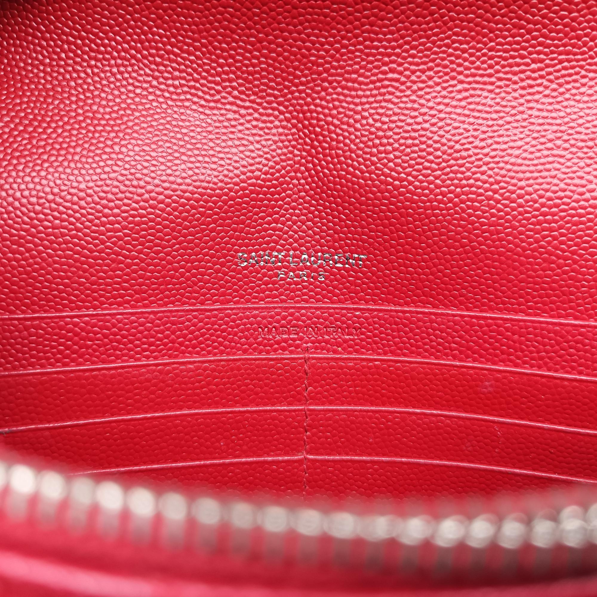 Pre-owned Yves Saint Laurent Cassandra Envelope Red Caviar Skin 393953 shoulderbag | stylenewstar