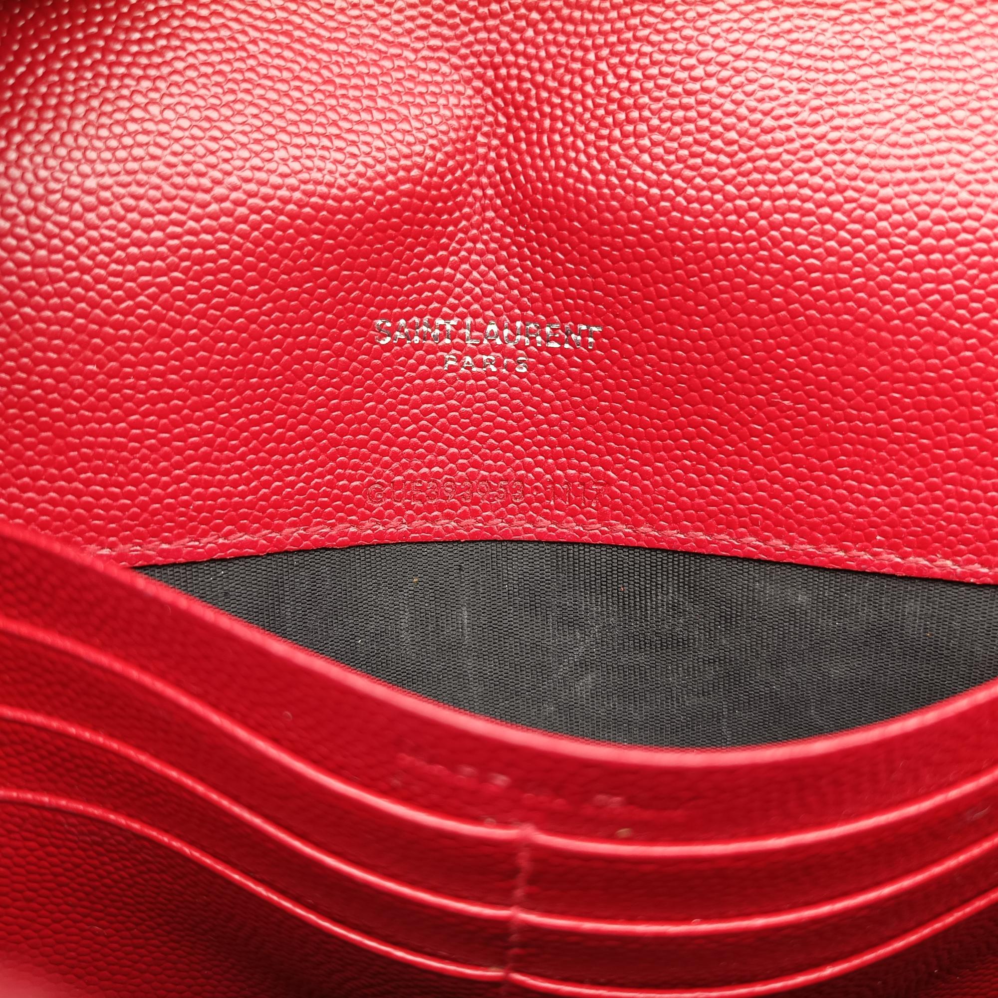 Pre-owned Yves Saint Laurent Cassandra Envelope Red Caviar Skin 393953 shoulderbag | stylenewstar