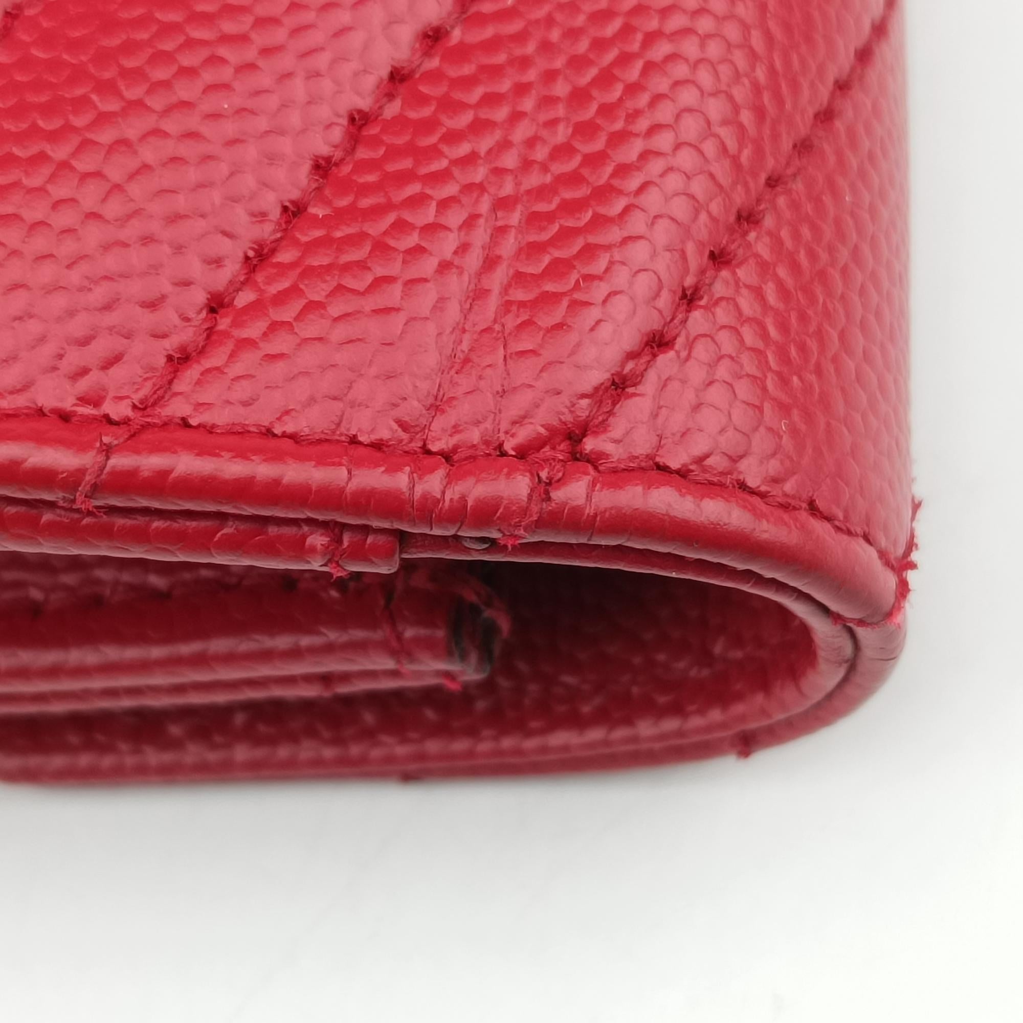 Pre-owned Yves Saint Laurent Cassandra Envelope Red Caviar Skin 393953 shoulderbag | stylenewstar