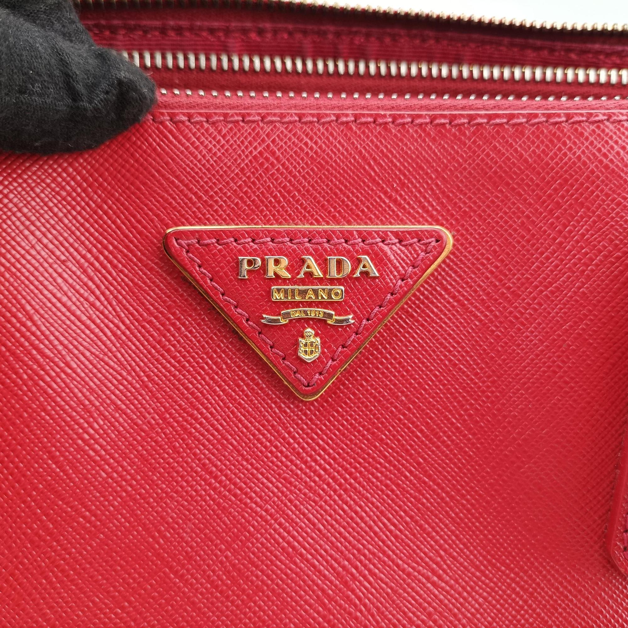 Pre-owned Prada Galleria Red SAFFIANO Leather BN1844 shoulderbag | stylenewstar