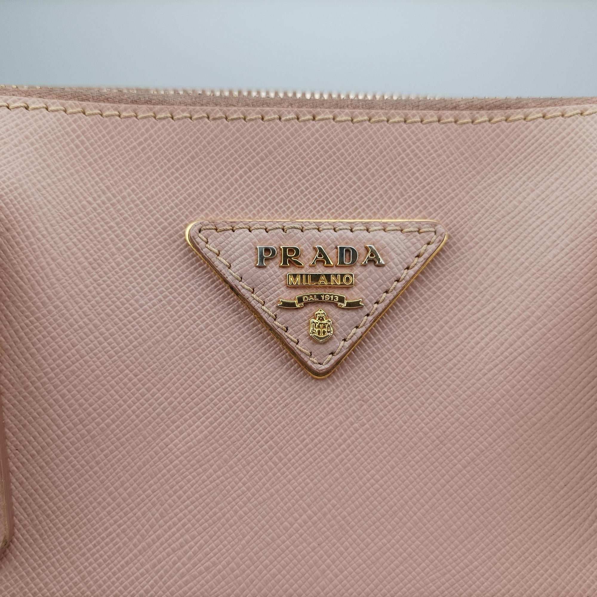 Pre-owned Prada Galleria Pink SAFFIANO Leather BN1874 shoulderbag | stylenewstar