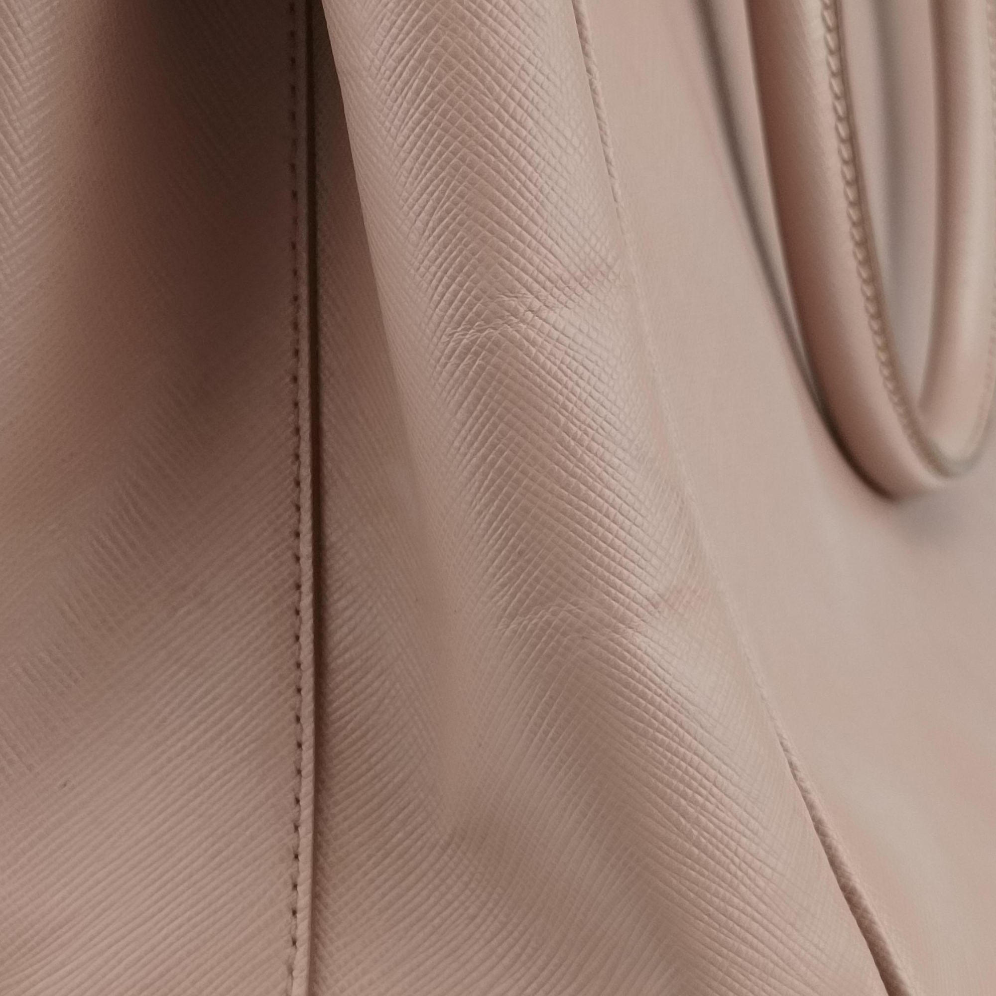 Pre-owned Prada Galleria Pink SAFFIANO Leather BN1874 shoulderbag | stylenewstar