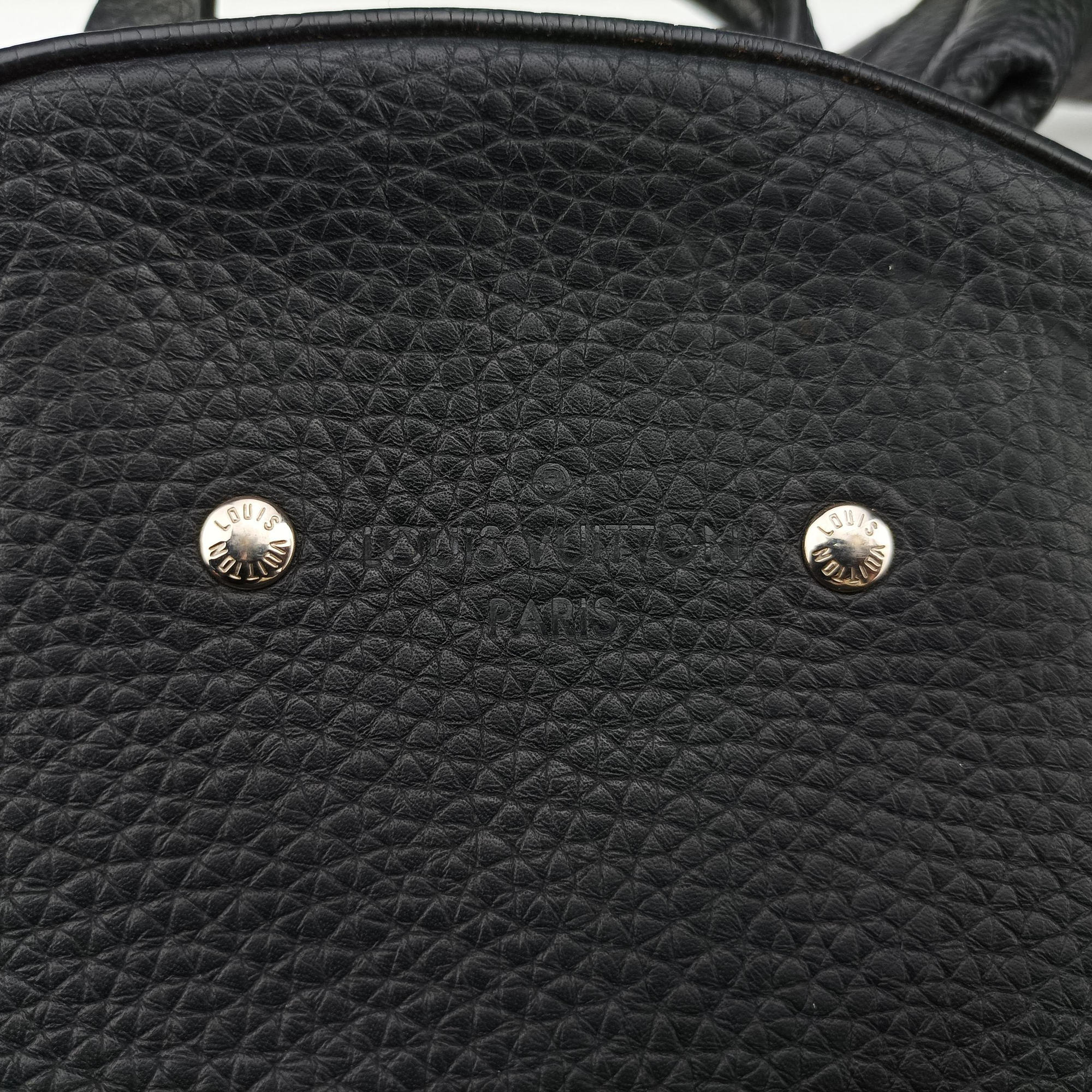 Secondhand Louis Vuitton ARMAND Noir Taurillon Leather M42687 backpack/rucksack | stylenewstar