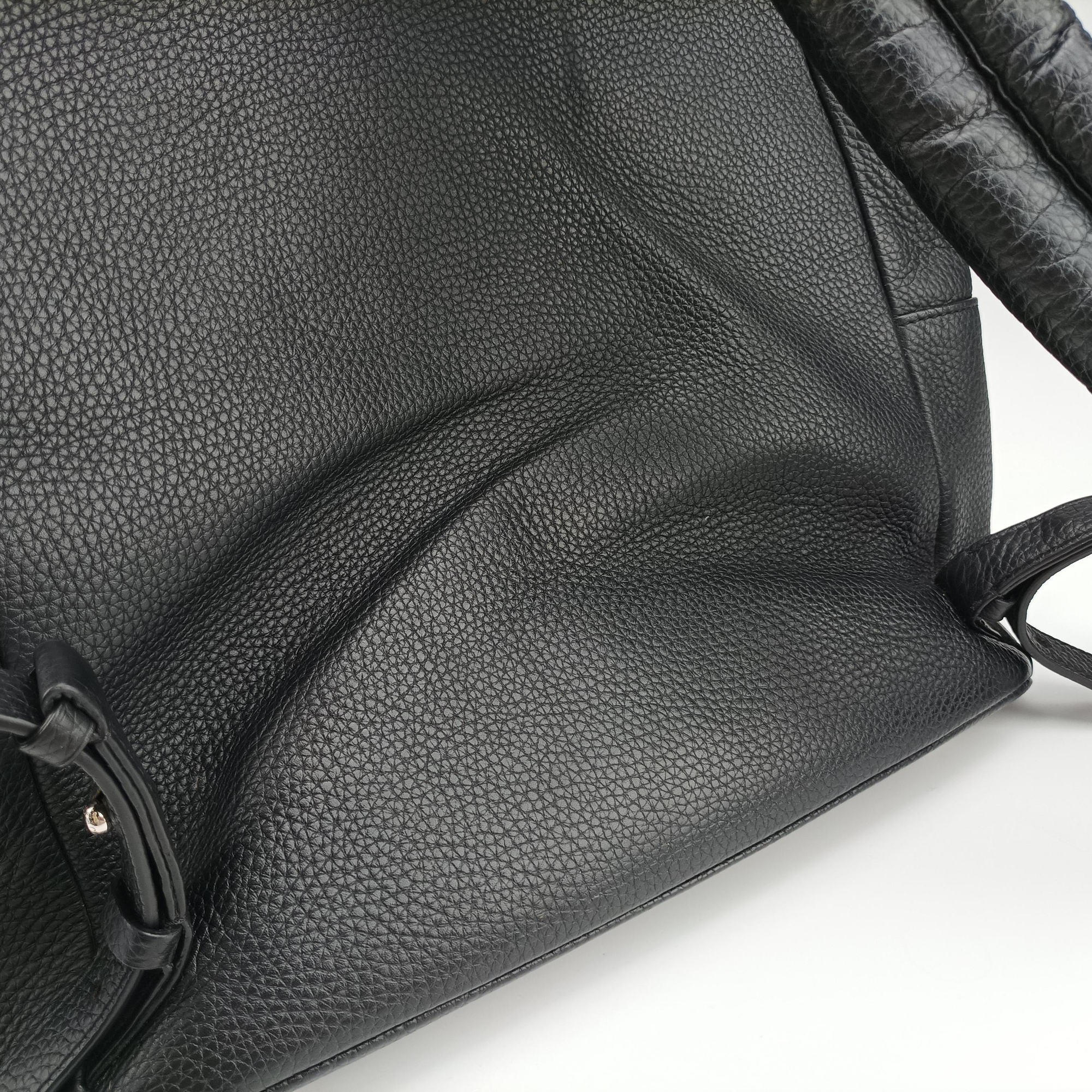 Secondhand Louis Vuitton ARMAND Noir Taurillon Leather M42687 backpack/rucksack | stylenewstar