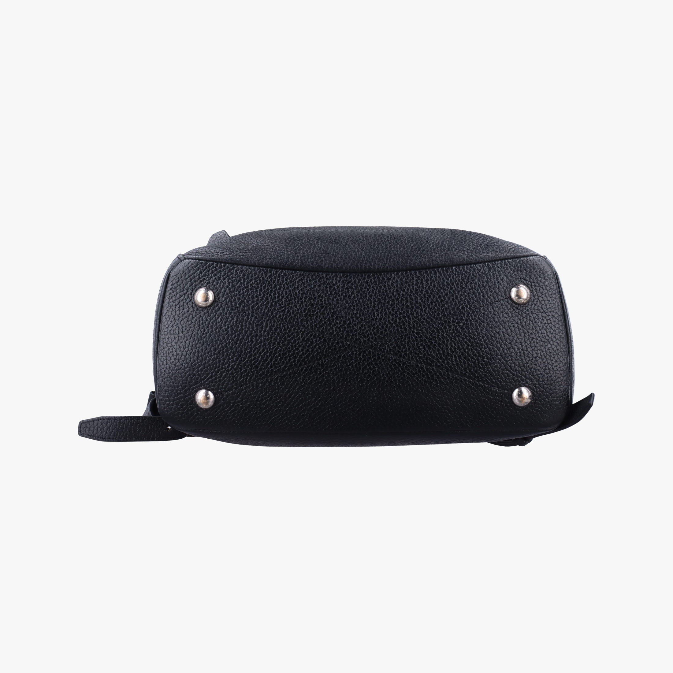 Secondhand Louis Vuitton ARMAND Noir Taurillon Leather M42687 backpack/rucksack | stylenewstar