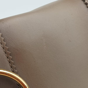 Pre-owned Gucci Duilio Brogue Brown Leather 296902 shoulderbag | stylenewstar