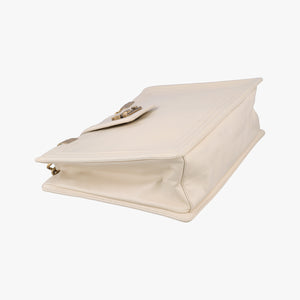 Vintage Chanel Jetsetter Boy Shopping White Leather A66714 shoulderbag | stylenewstar