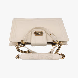 Vintage Chanel Jetsetter Boy Shopping White Leather A66714 shoulderbag | stylenewstar