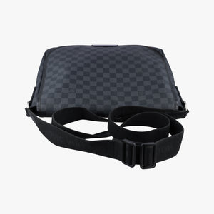 Vintage Louis Vuitton DANIEL MM Noir Damier GRAPHITE N58029 shoulderbag | stylenewstar