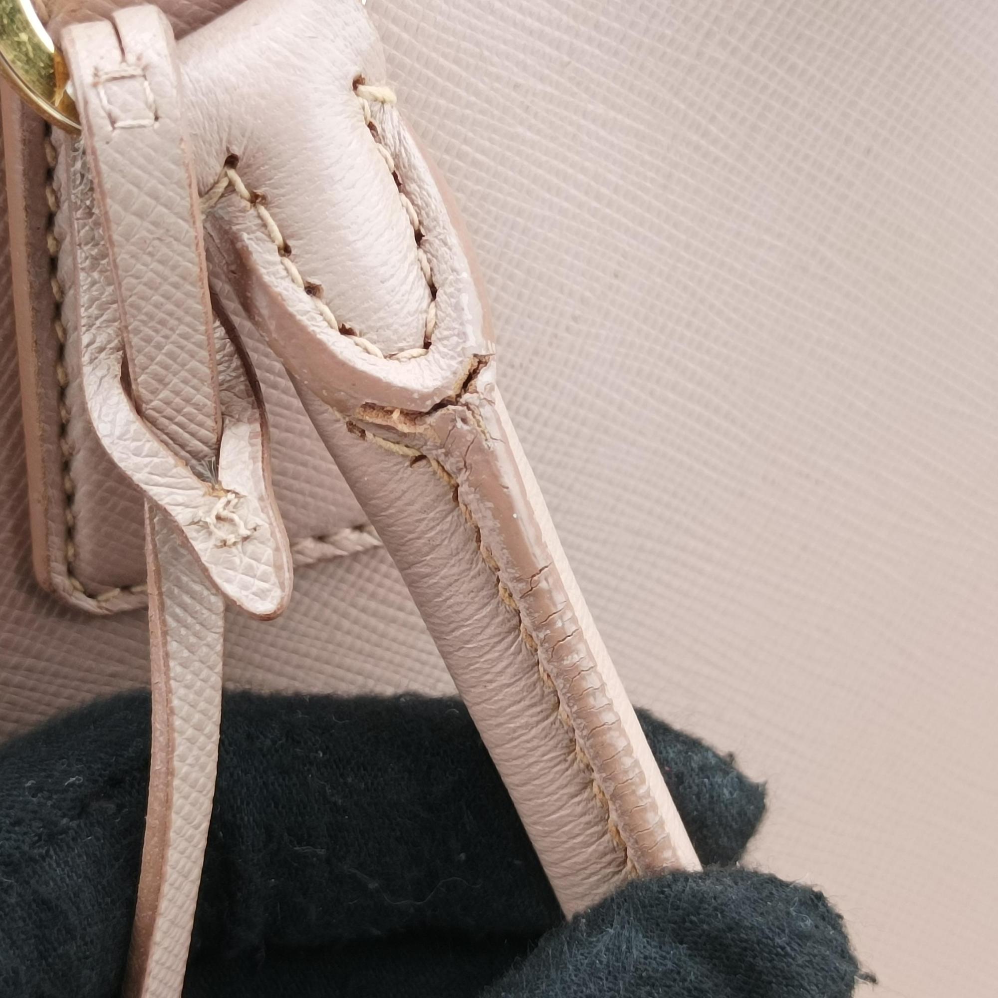 Pre-owned Prada Galleria Pink SAFFIANO Leather BN2274 shoulderbag | stylenewstar