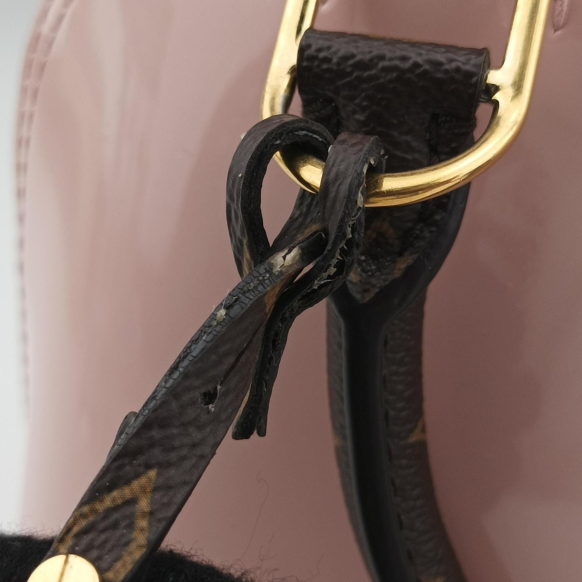 Pre-owned Louis Vuitton Alma BB ROSE BALLERIN Vernis M51949 shoulderbag | stylenewstar