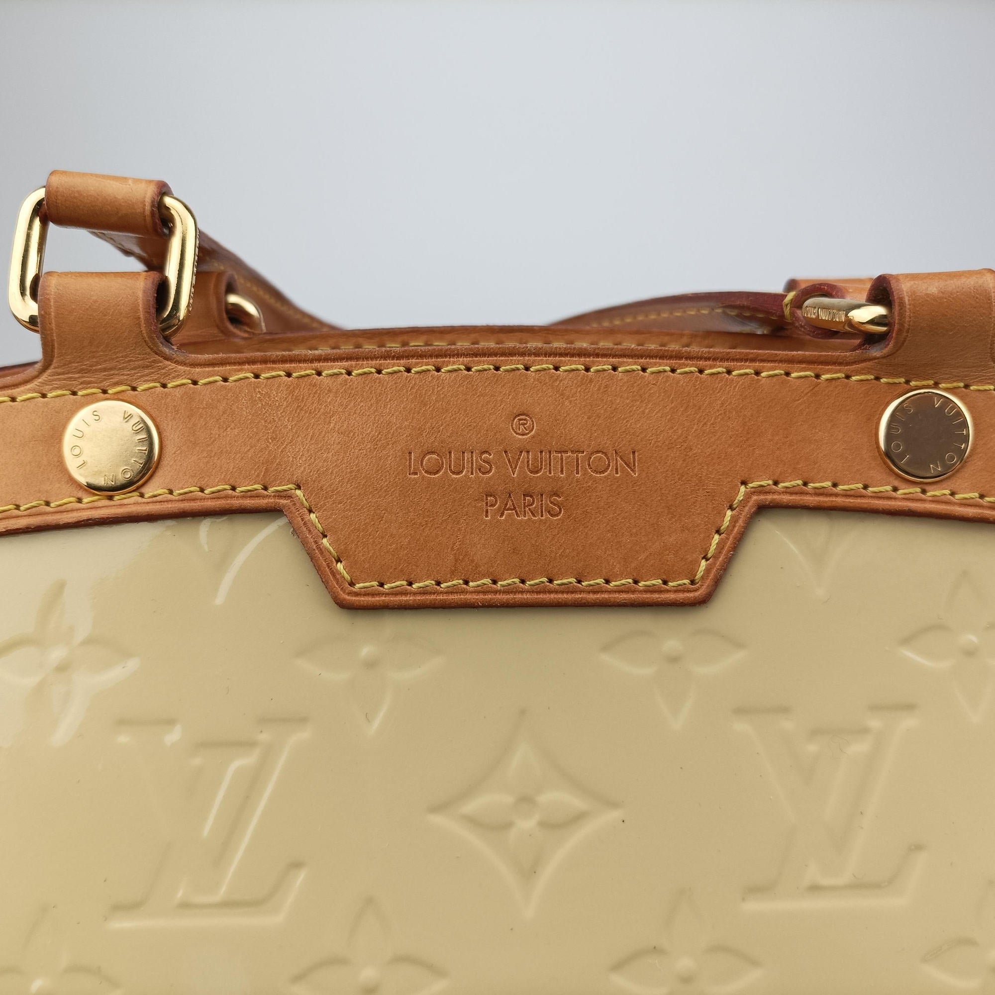 Pre-owned Louis Vuitton Brea MM Broncorail Vernis M91456 shoulderbag | stylenewstar