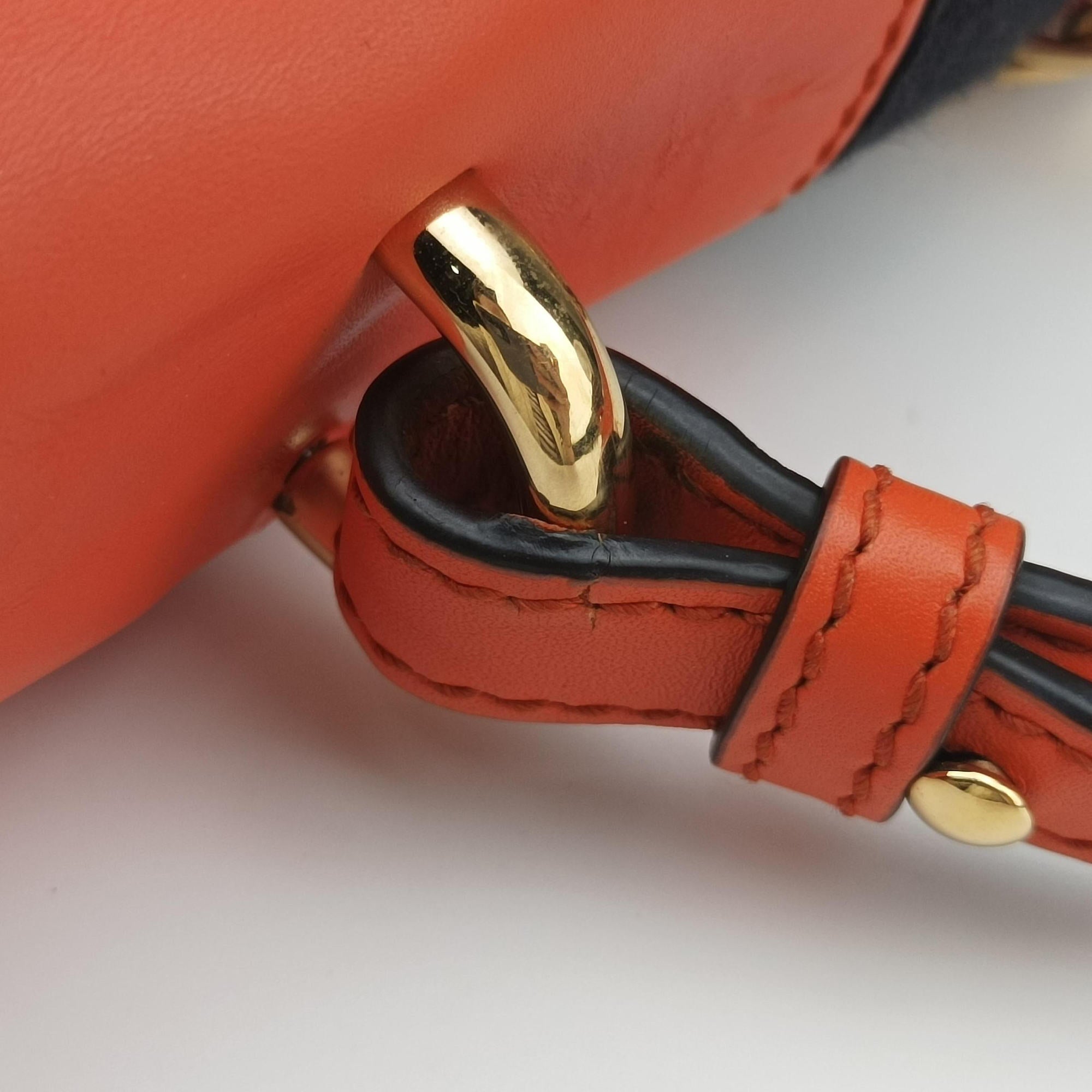 Pre-owned Gucci Sylvie Orange×Red×Black Leather 431665 shoulderbag | stylenewstar