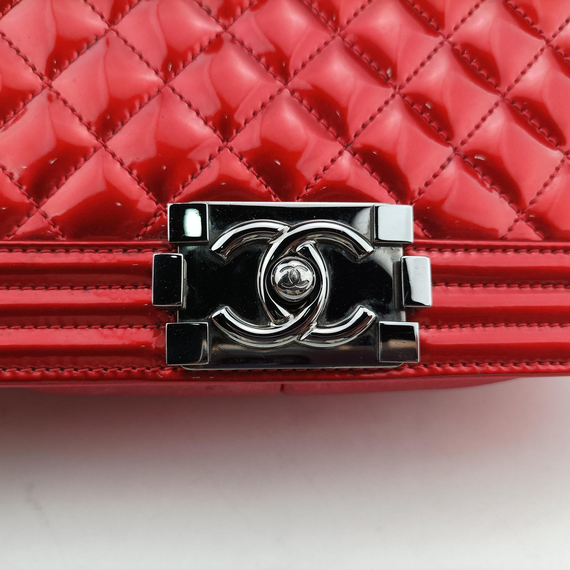 Pre-owned Chanel BOY CHANEL Red Patent A67086 shoulderbag | stylenewstar