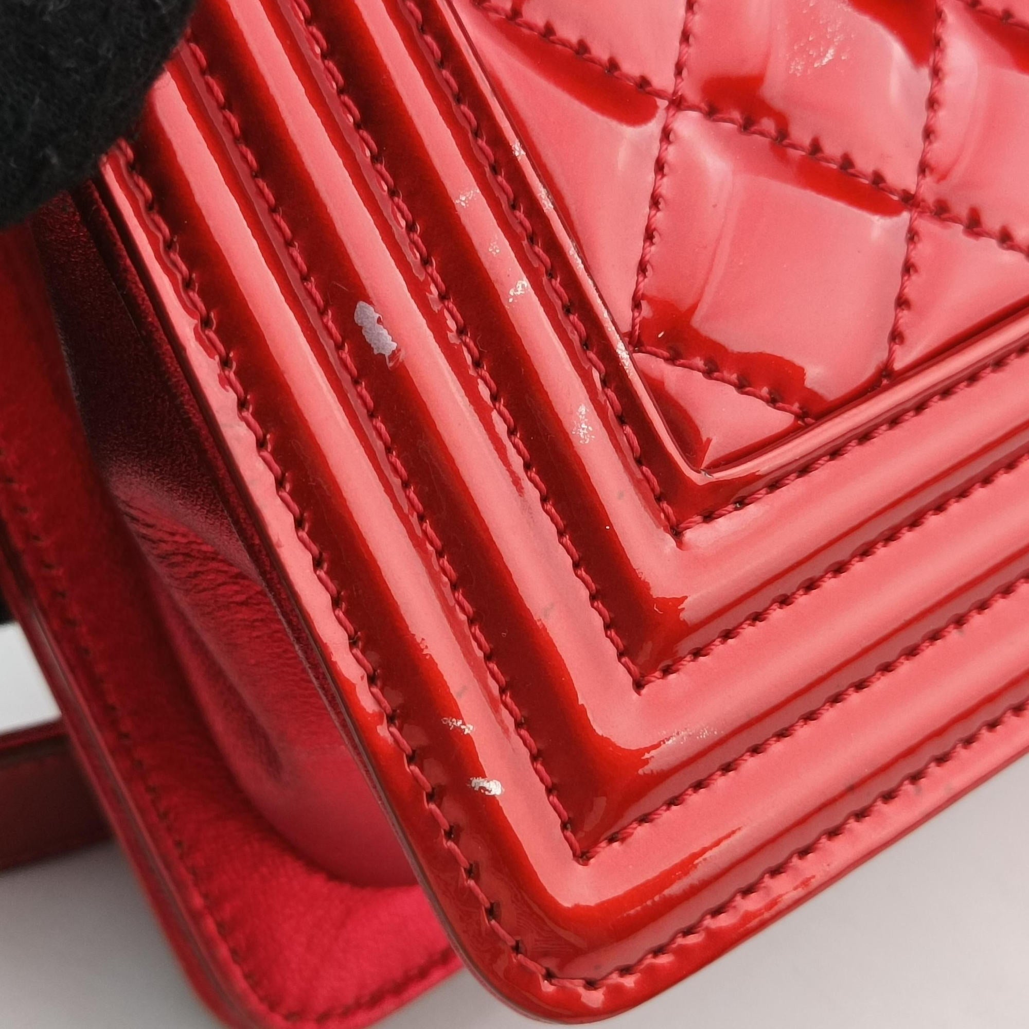 Pre-owned Chanel BOY CHANEL Red Patent A67086 shoulderbag | stylenewstar