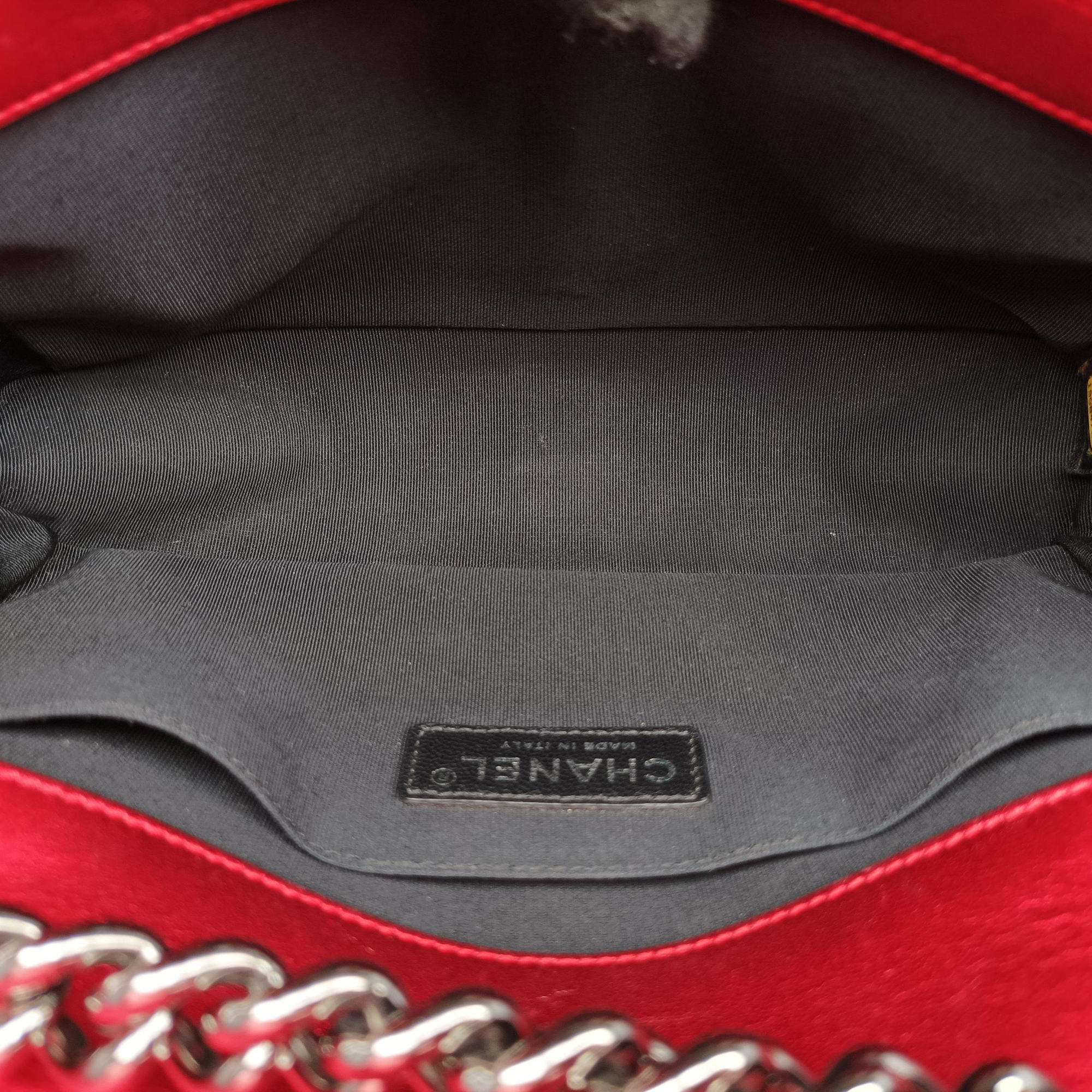 Pre-owned Chanel BOY CHANEL Red Patent A67086 shoulderbag | stylenewstar