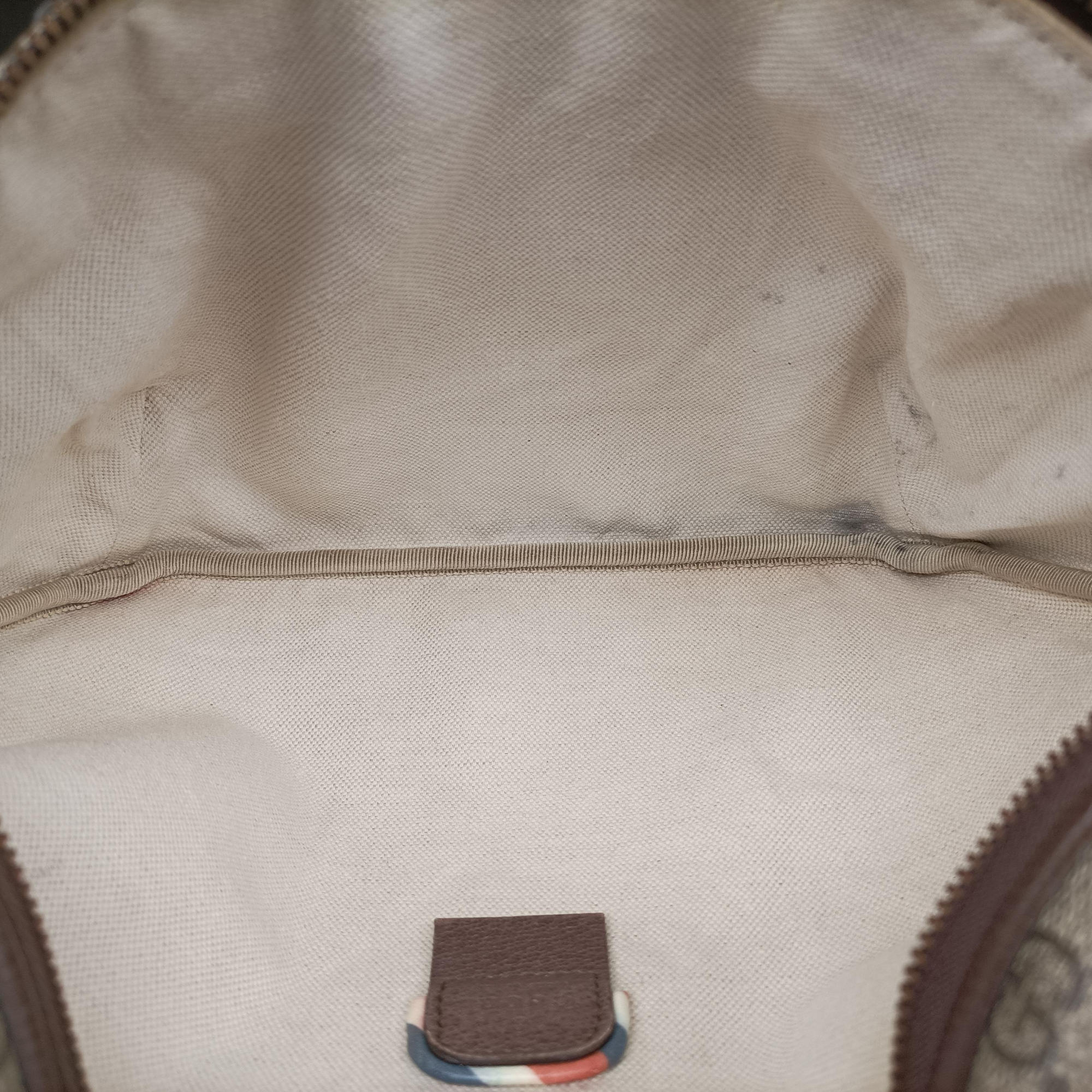 Vintage Gucci GG Supreme Courrier beige×Multicolour PVC coated canvas 529711 bum bag/waist bag | stylenewstar