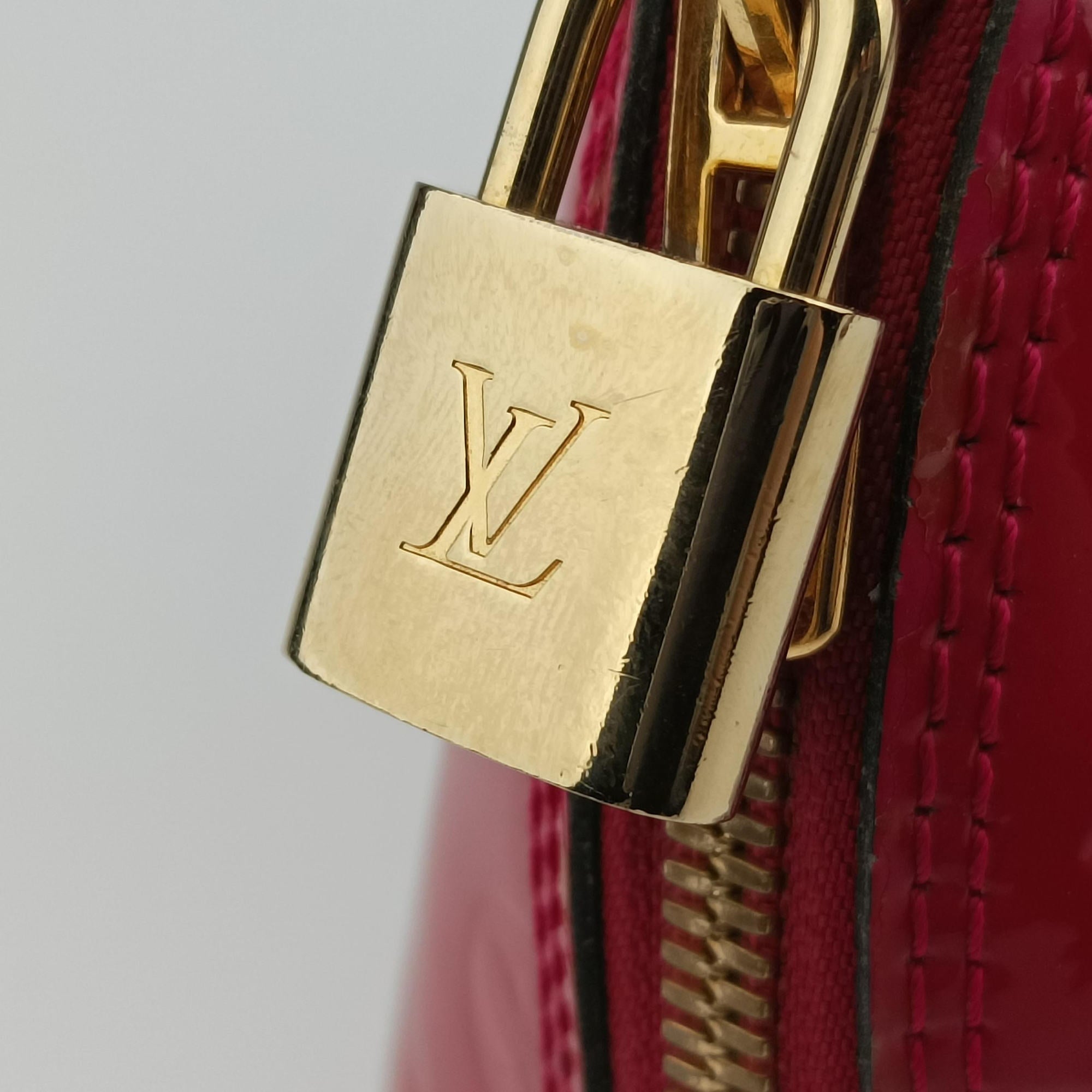 Pre-owned Louis Vuitton Alma BB pomme d'amour Vernis M91606 shoulderbag | stylenewstar