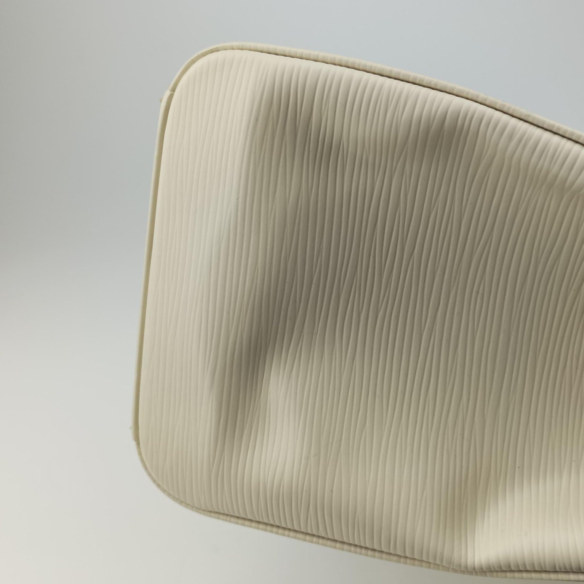 Pre-owned Louis Vuitton Brea MM IVOIRE EPI M40330 shoulderbag | stylenewstar