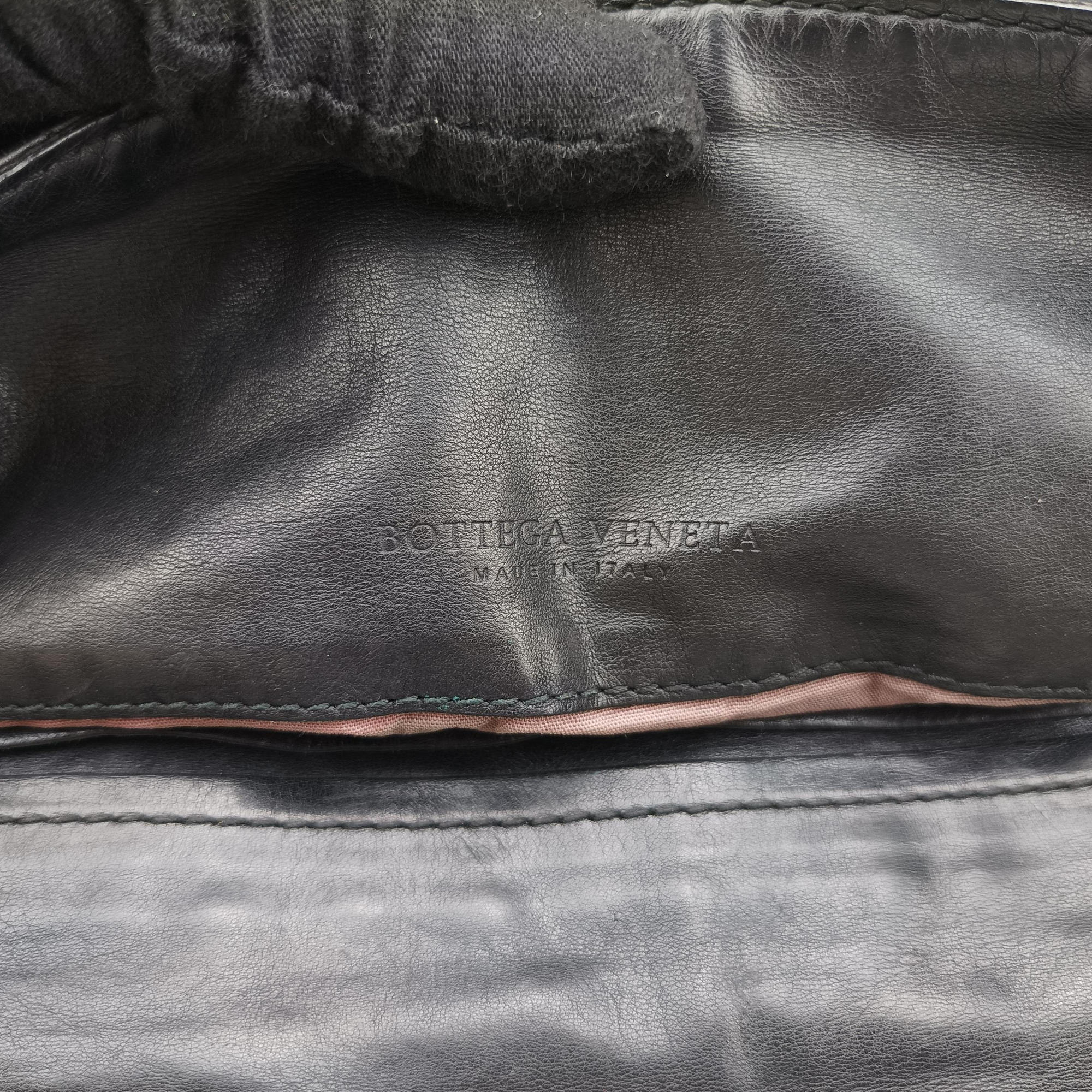 Secondhand Bottega Veneta Intrecciato Black Lambskin  shoulderbag | stylenewstar