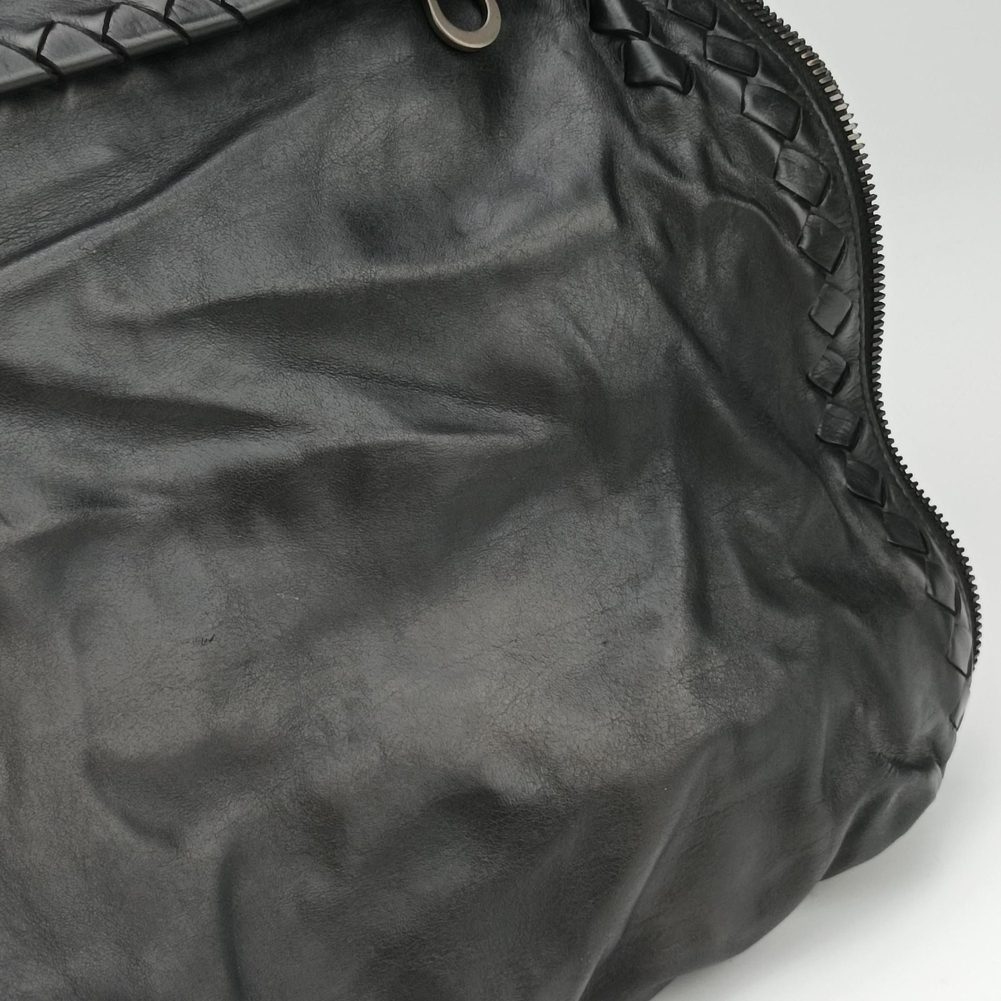 Secondhand Bottega Veneta Intrecciato Black Lambskin  shoulderbag | stylenewstar