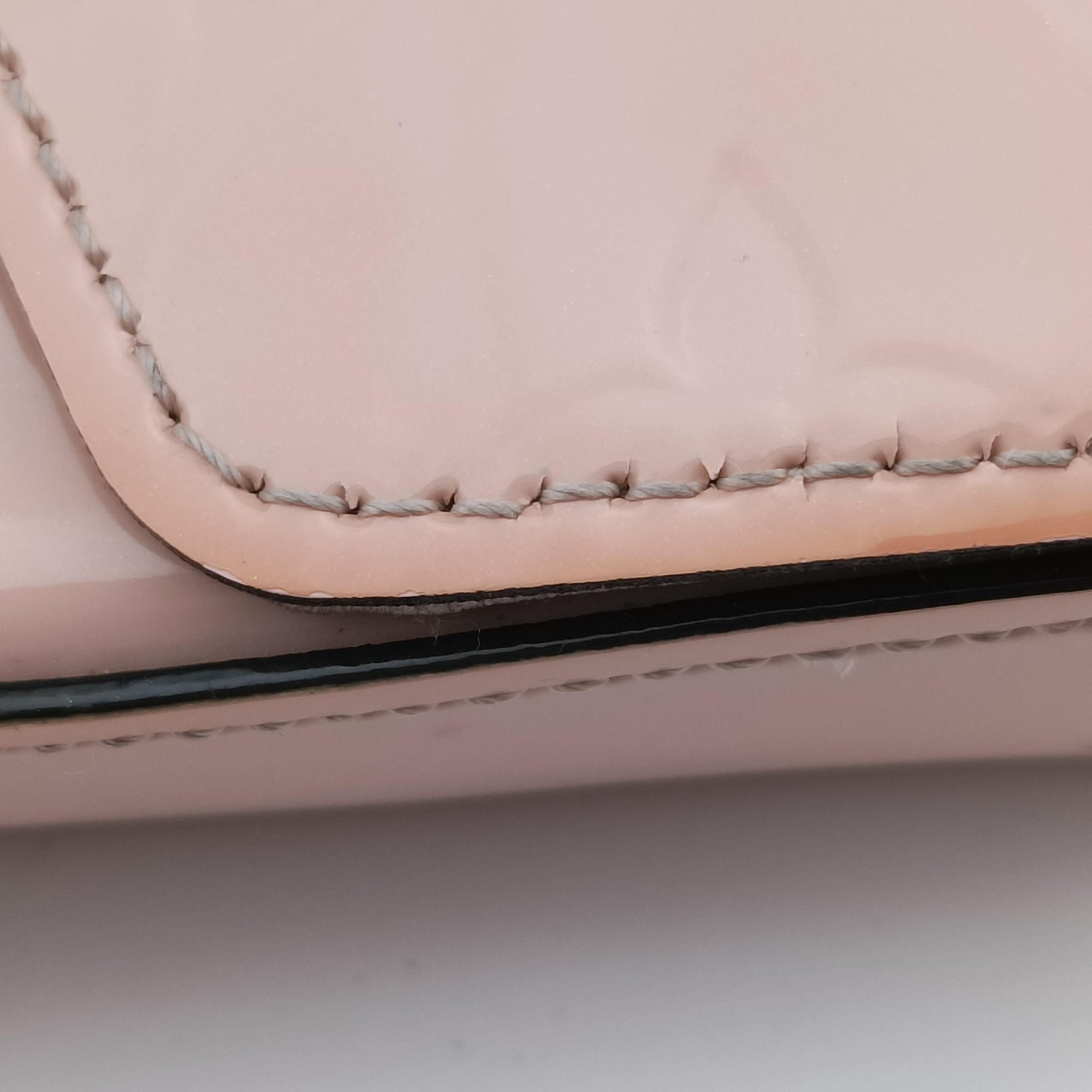 Secondhand Louis Vuitton Pochette Felicie Rose Ballerine Vernis M64358 shoulderbag | stylenewstar