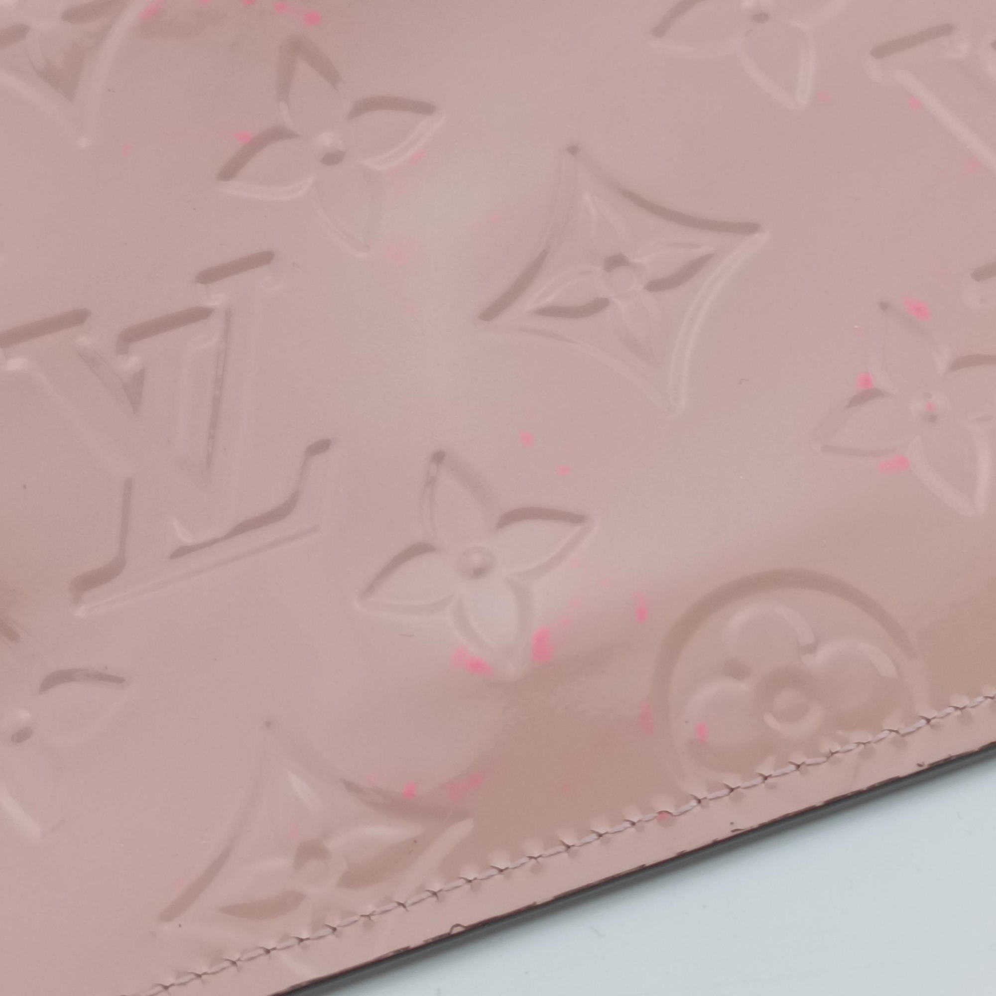 Secondhand Louis Vuitton Pochette Felicie Rose Ballerine Vernis M64358 shoulderbag | stylenewstar