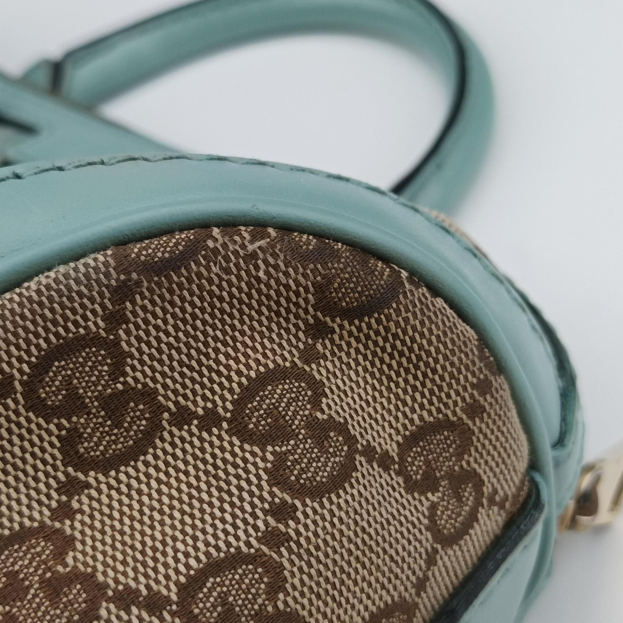 Secondhand Gucci Sherry Line Blue×Beige×Multicolor GG Supreme Canvas×leather 247205 shoulderbag | stylenewstar