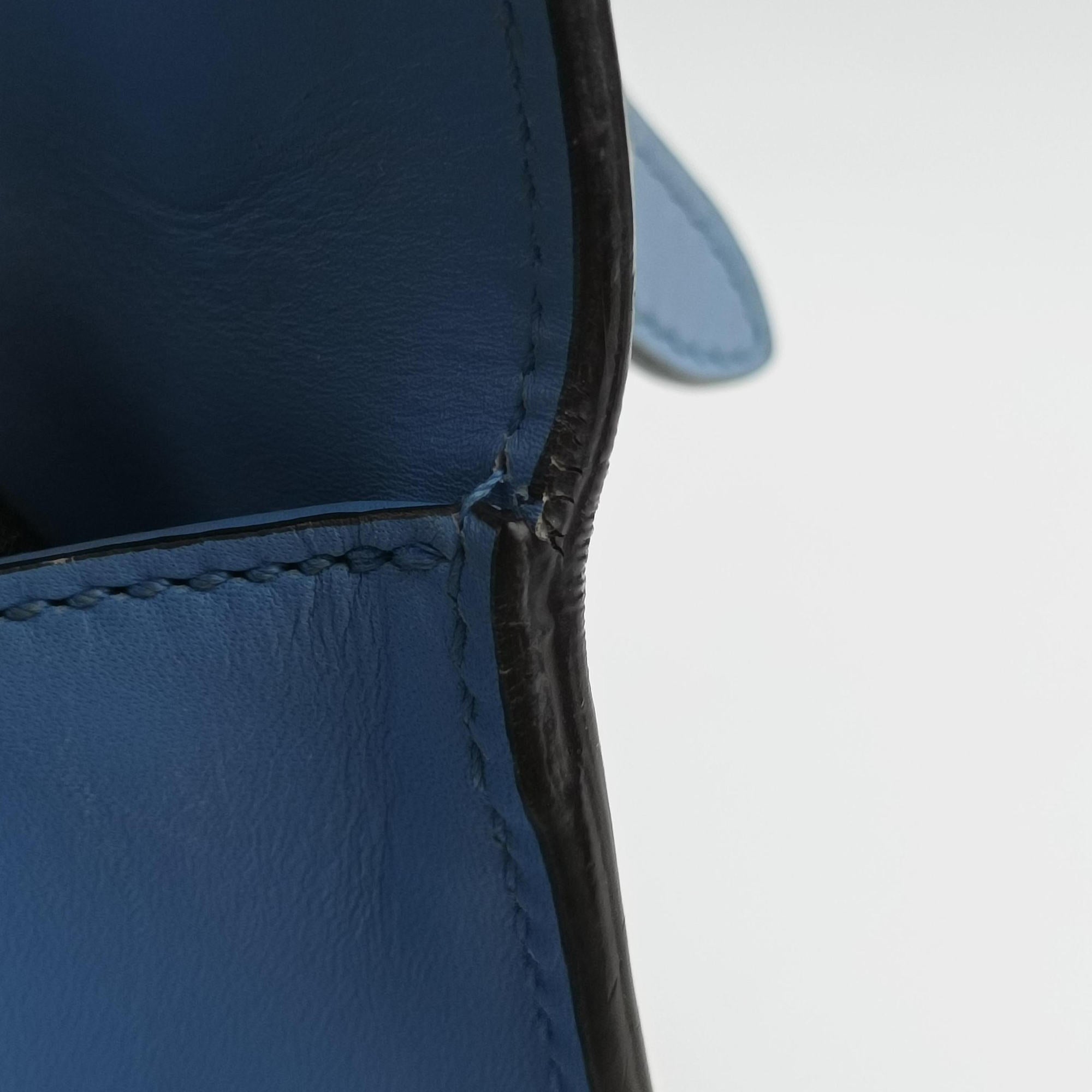 Secondhand Gucci Sylvie Blue Leather 421882 shoulderbag | stylenewstar