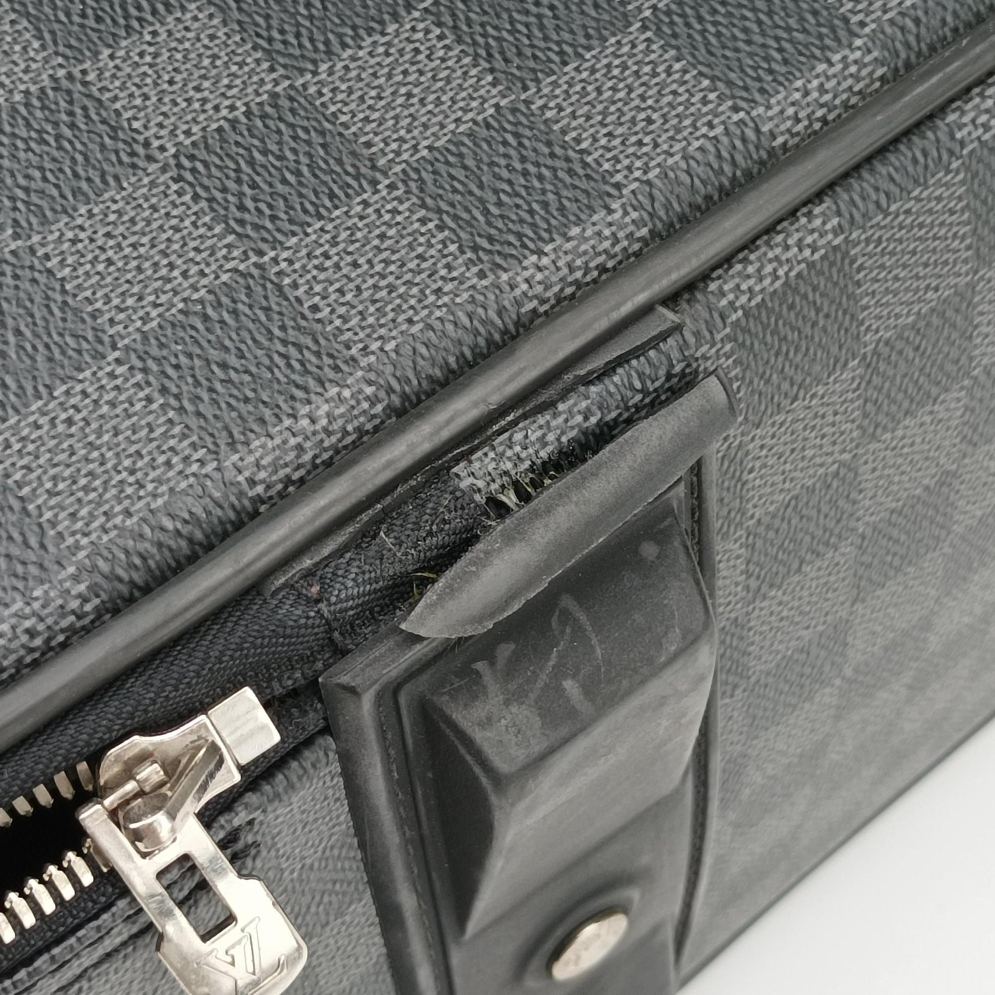 Pre-owned Louis Vuitton PEGASE 60 Black Damier Canvas N23298 suitcase | stylenewstar