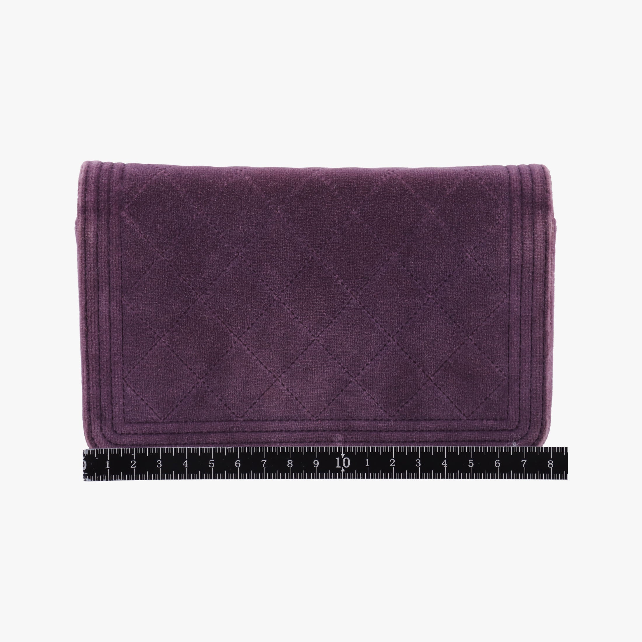 Pre-owned Chanel BOY CHANEL Chain Wallet Purple velour A68911 shoulderbag | stylenewstar