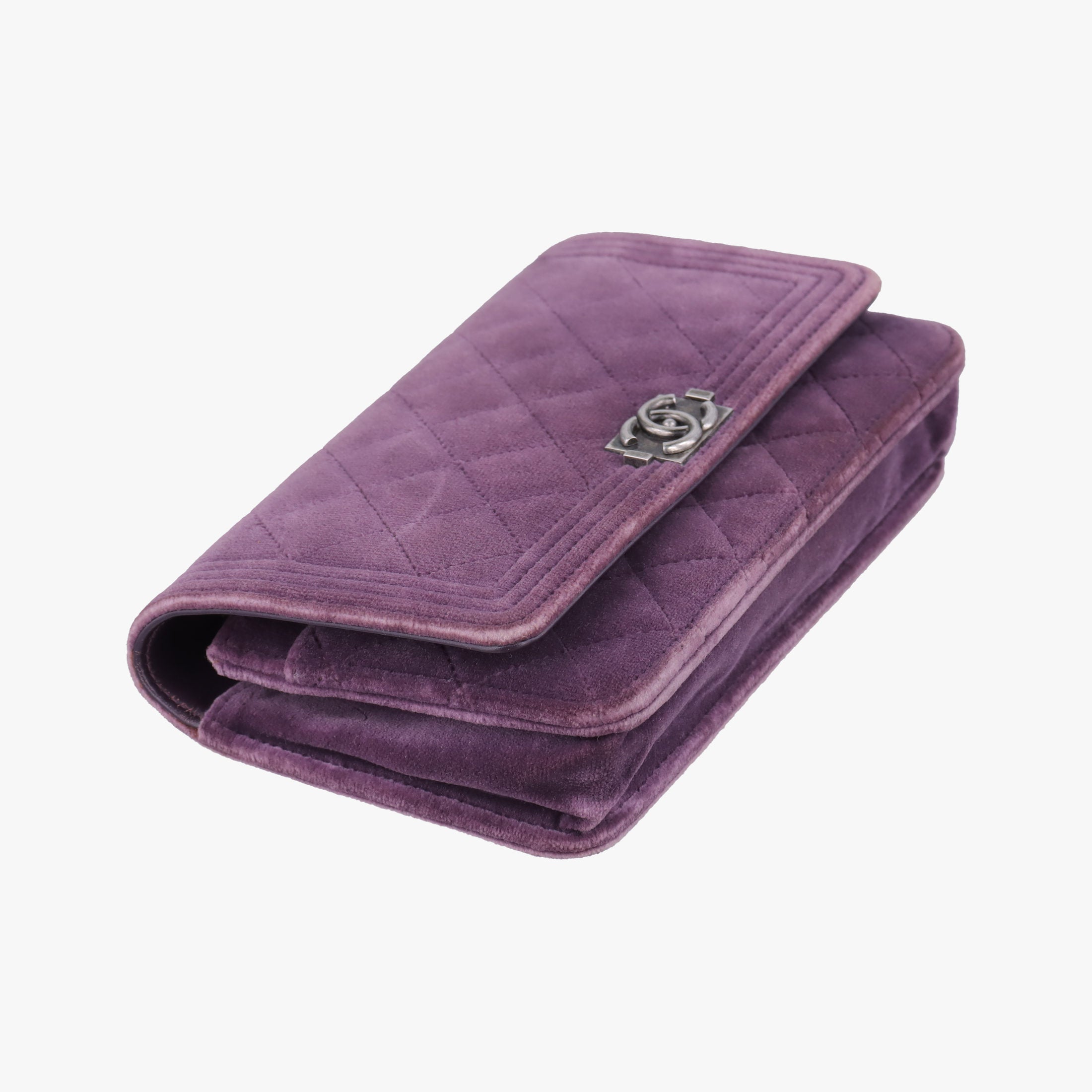 Pre-owned Chanel BOY CHANEL Chain Wallet Purple velour A68911 shoulderbag | stylenewstar