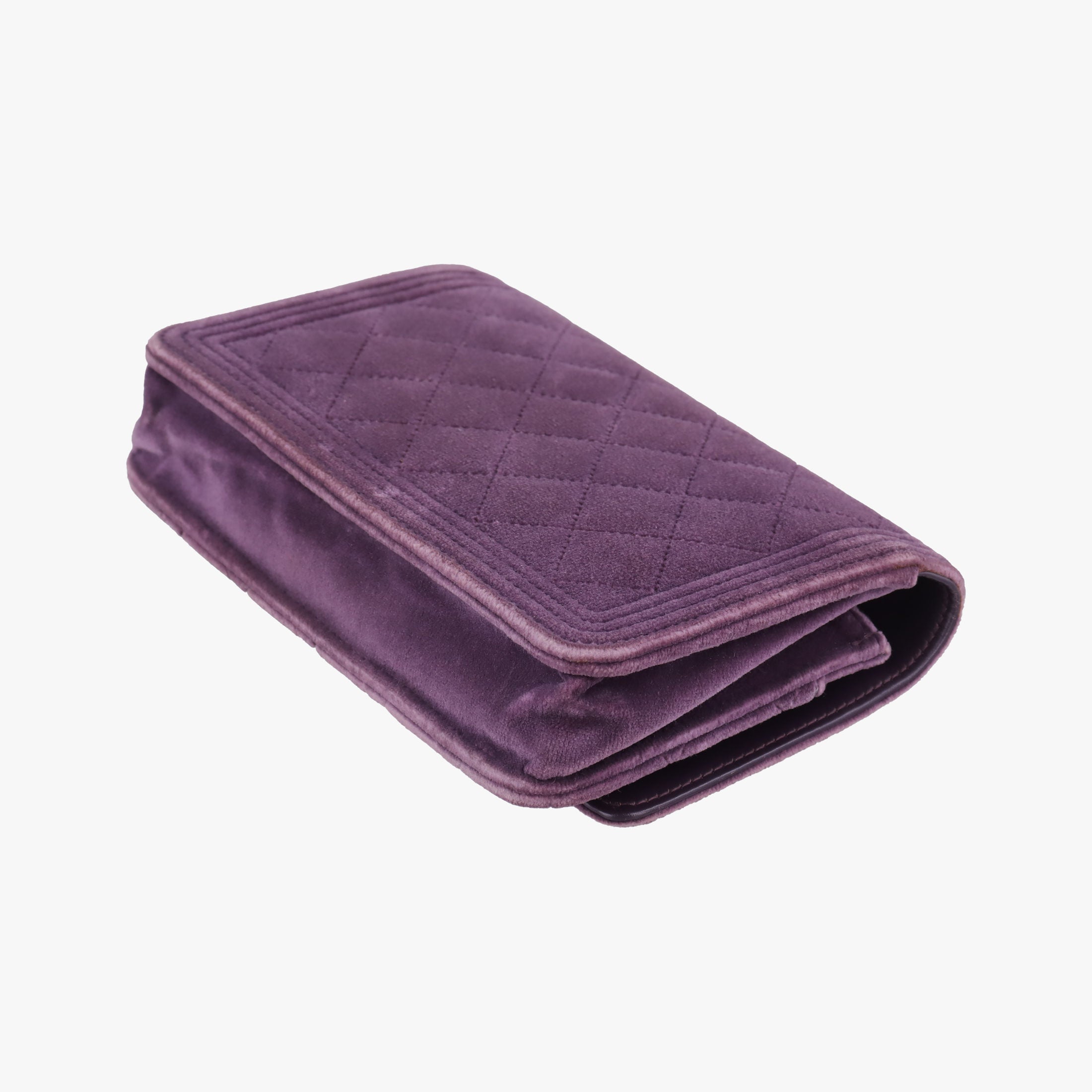 Pre-owned Chanel BOY CHANEL Chain Wallet Purple velour A68911 shoulderbag | stylenewstar