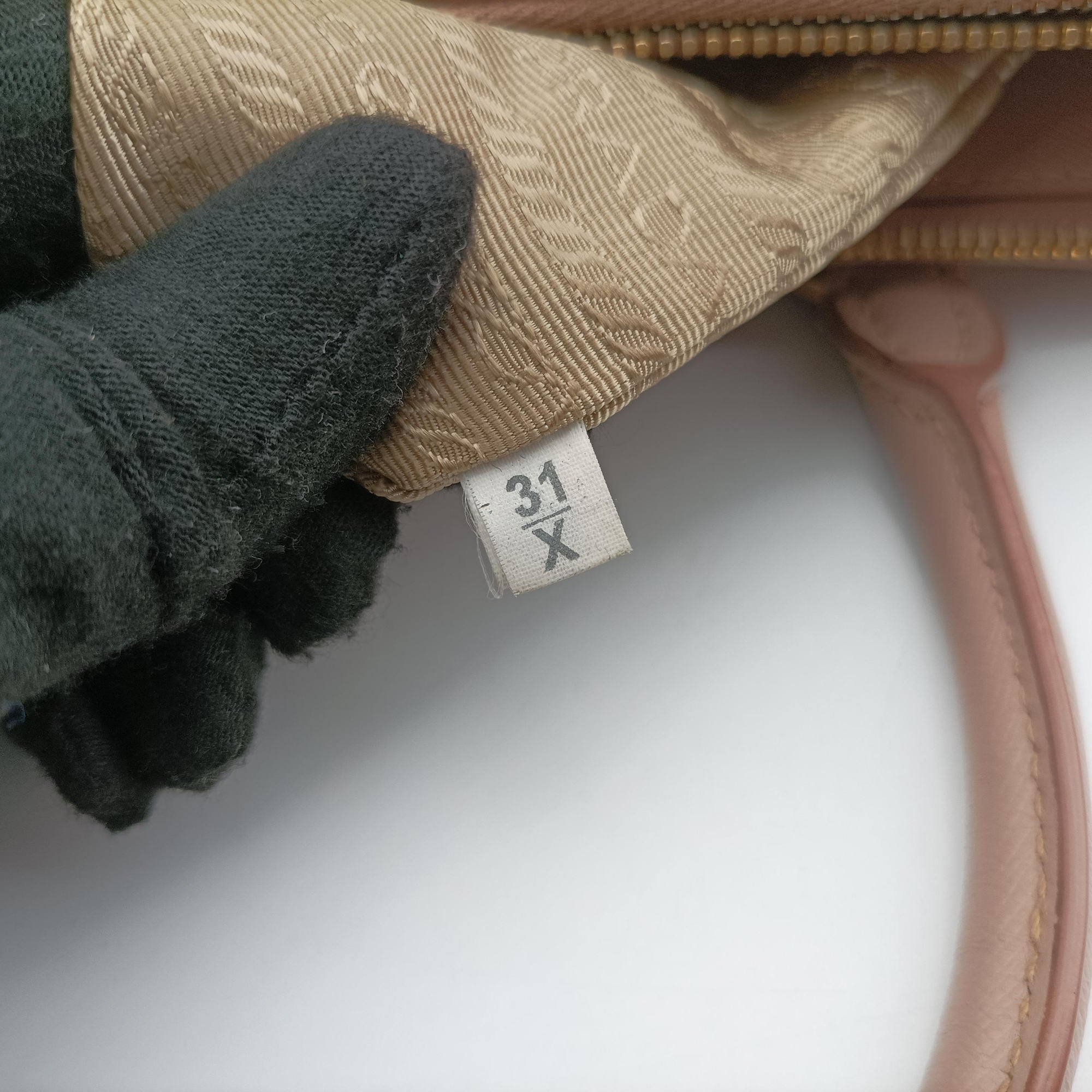 Pre-owned Prada Galleria Beige SAFFIANO Leather BN1786 shoulderbag | stylenewstar