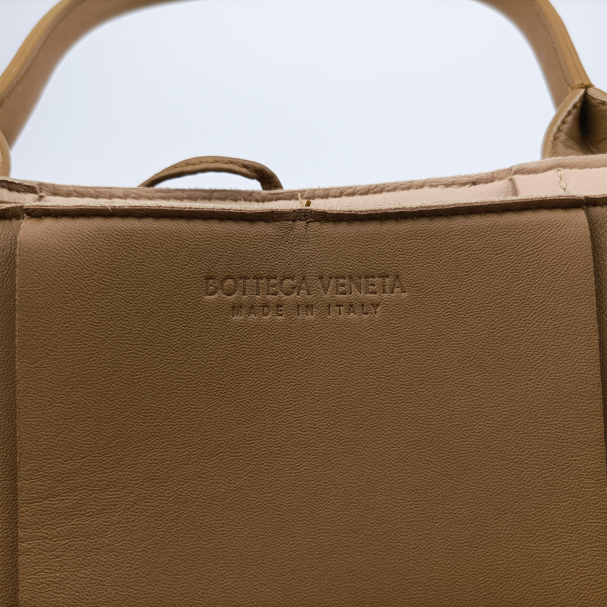 Pre-owned Bottega Veneta THE ARCO Tote Brown lambskin  handbag | stylenewstar