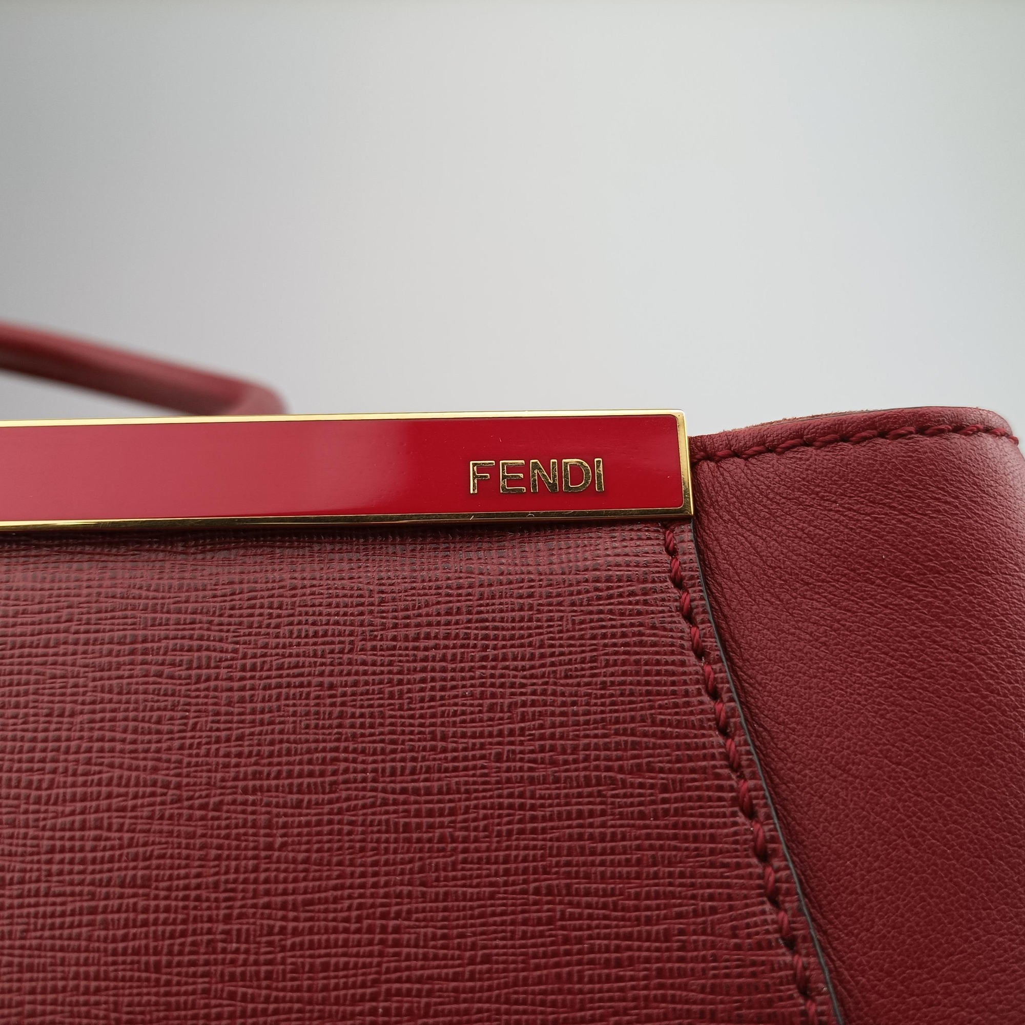 Pre-owned Fendi 2 Jours Burgundy Leather 8BH251 handbag | stylenewstar