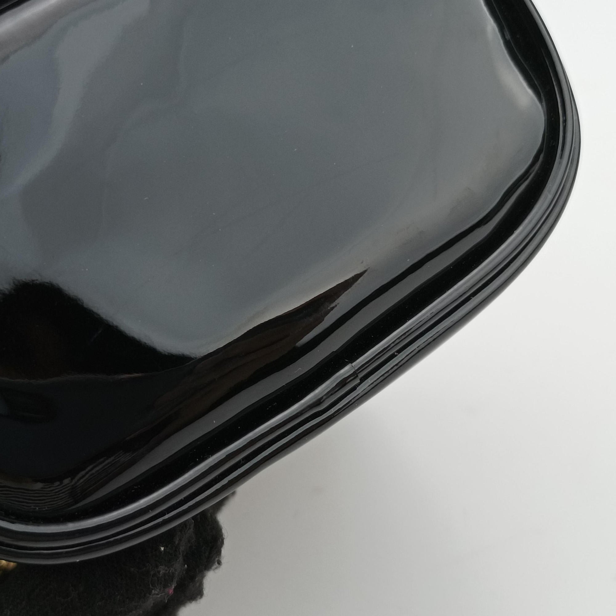 Secondhand Prada Mini Drawstring Black Enamel 1NR016 shoulderbag | stylenewstar