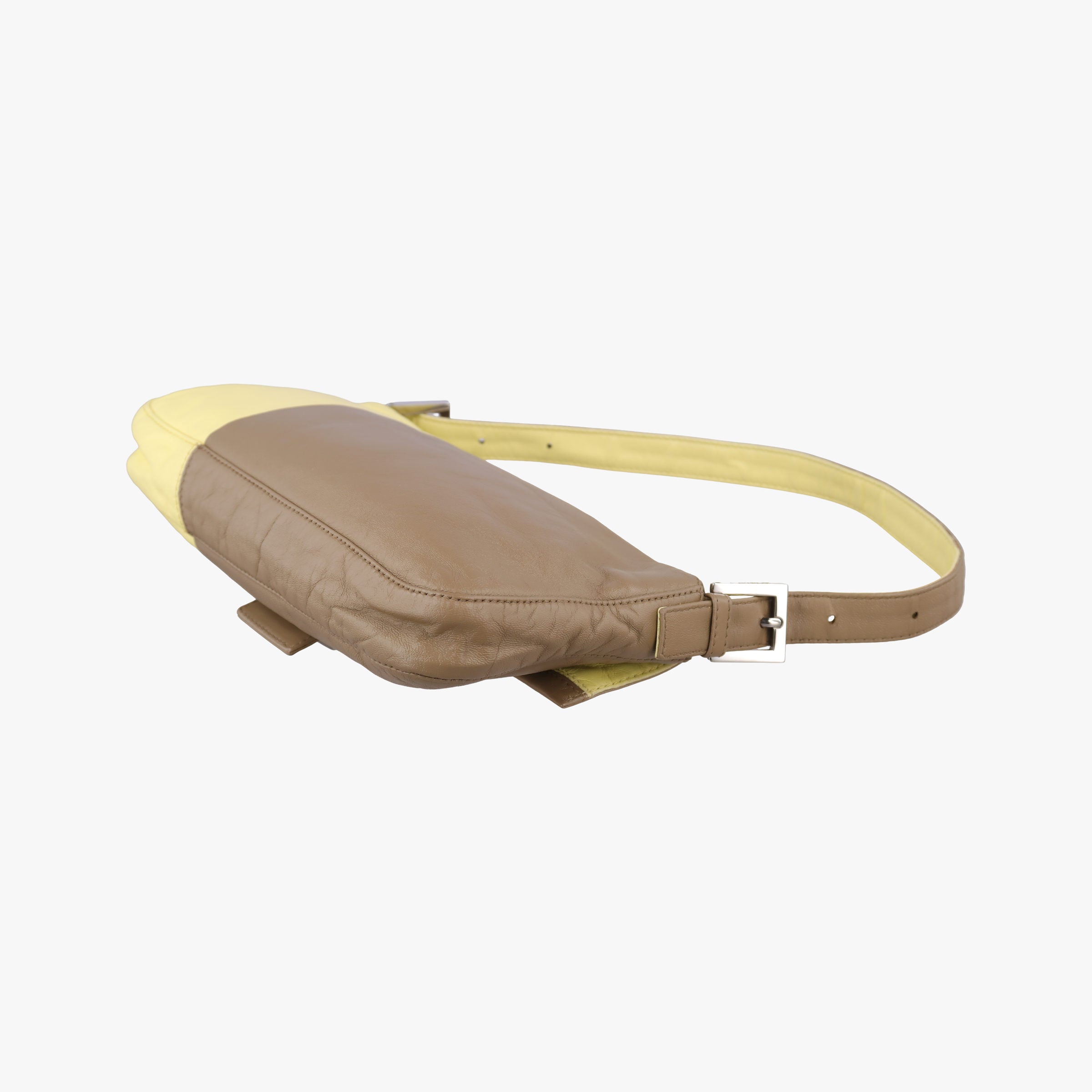 Pre-owned Fendi Baguette Brown × Yellow Leather 26424 handbag | stylenewstar