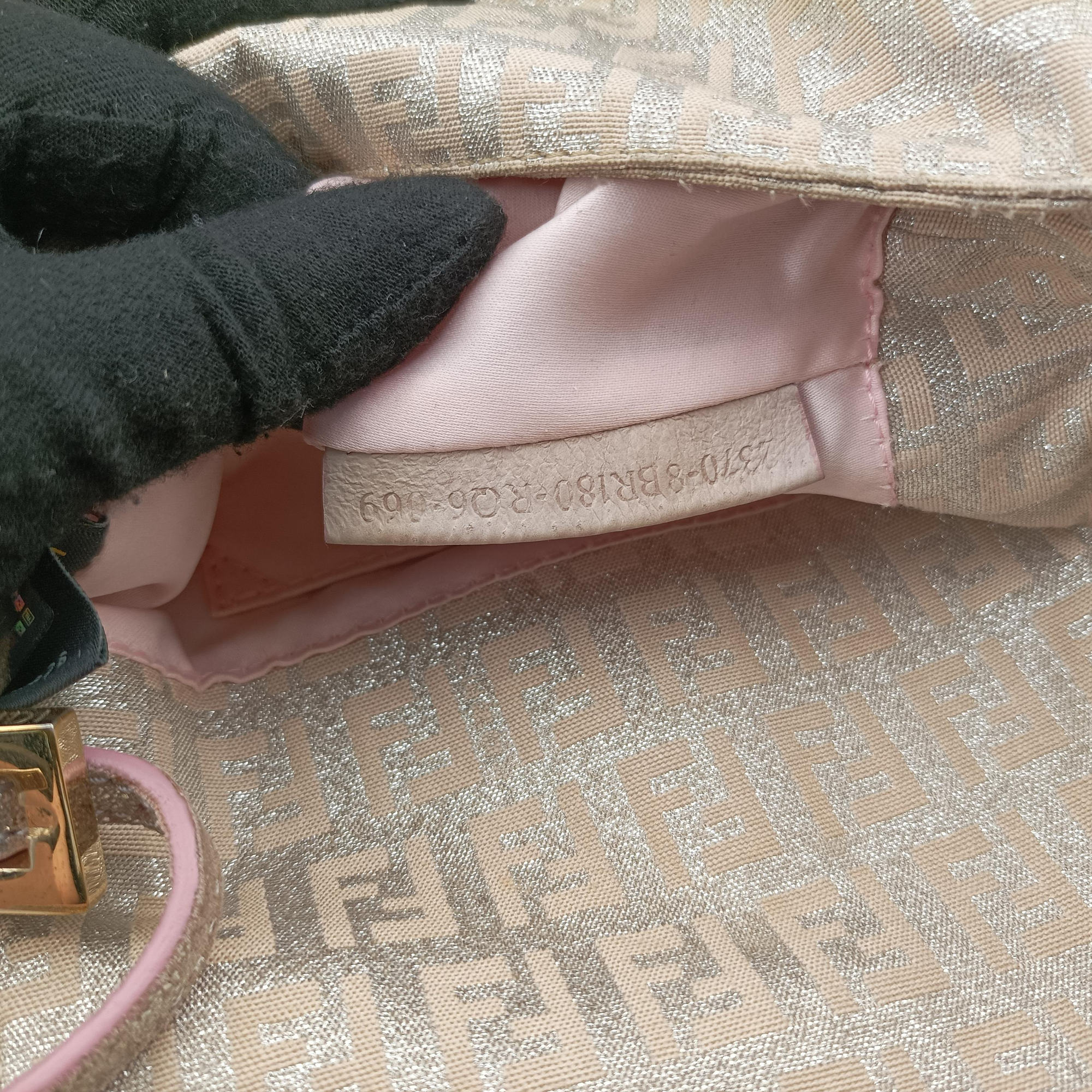 Secondhand Fendi Baguette Beige × Silver×Pink canvas 8BR180 handbag | stylenewstar